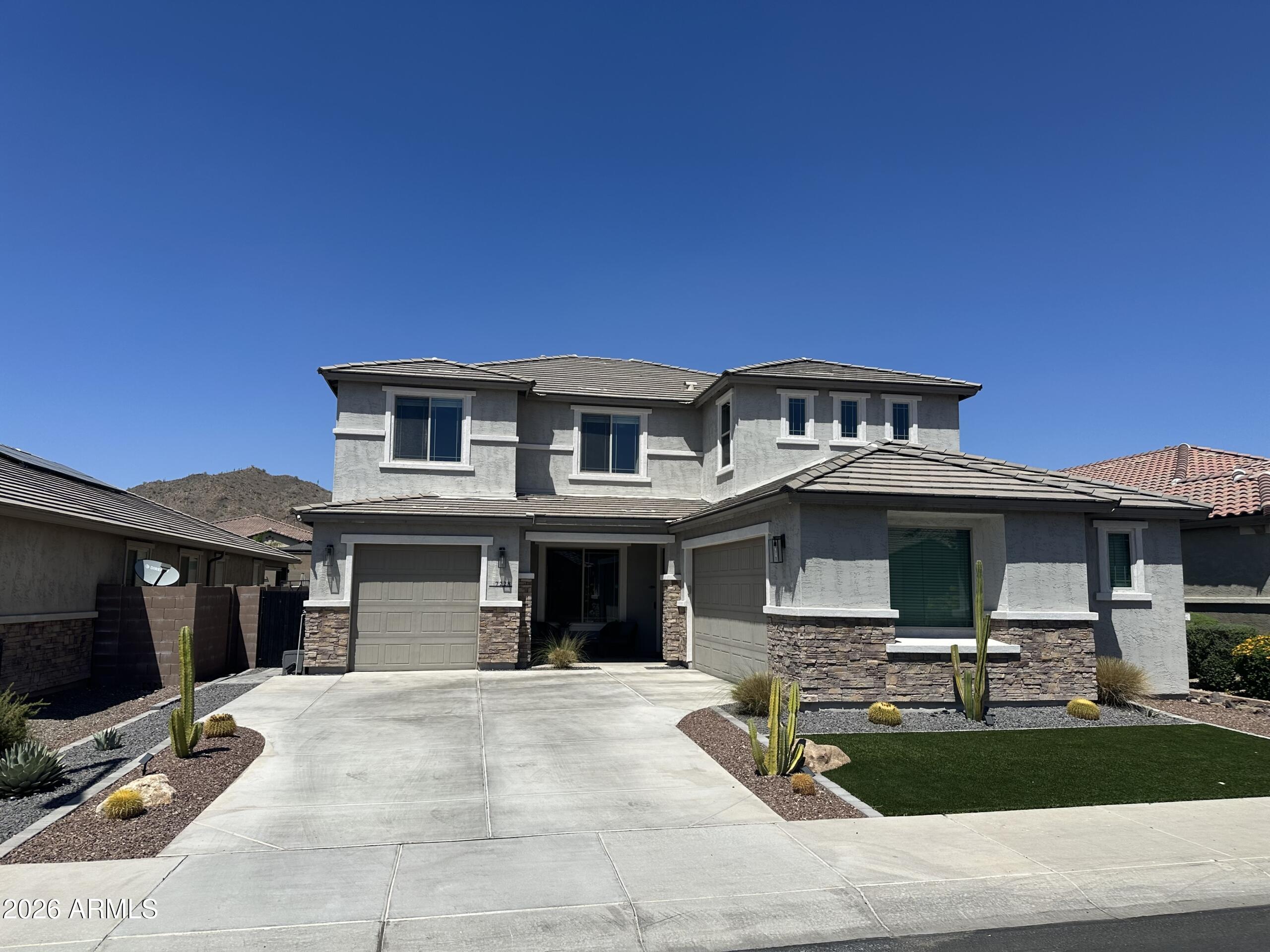 7228 W QUAIL TRACK Drive