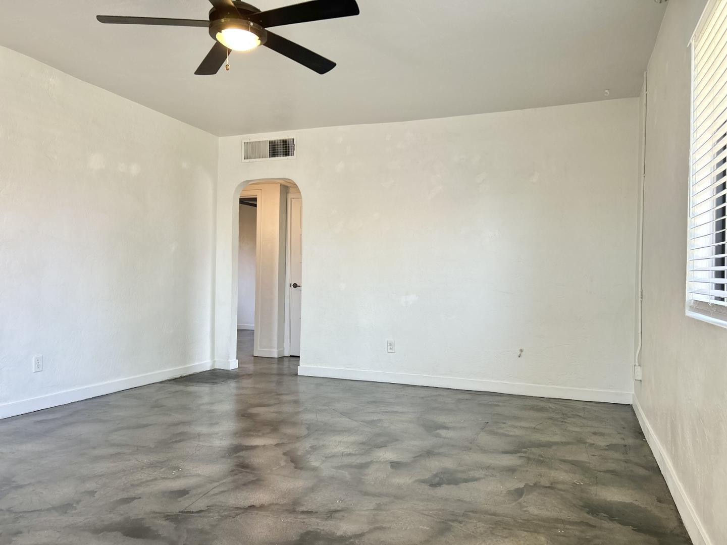 315 W HIGHLAND Avenue Apt 1