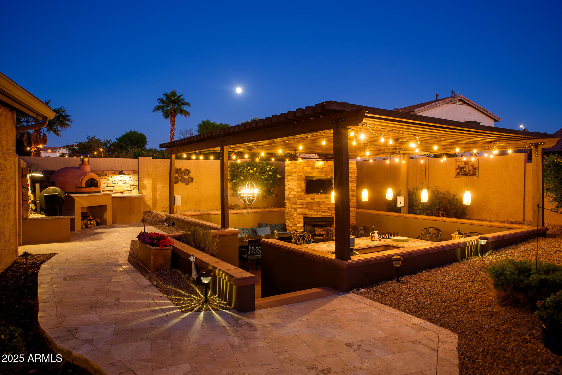 11225 S INDIAN WELLS Drive