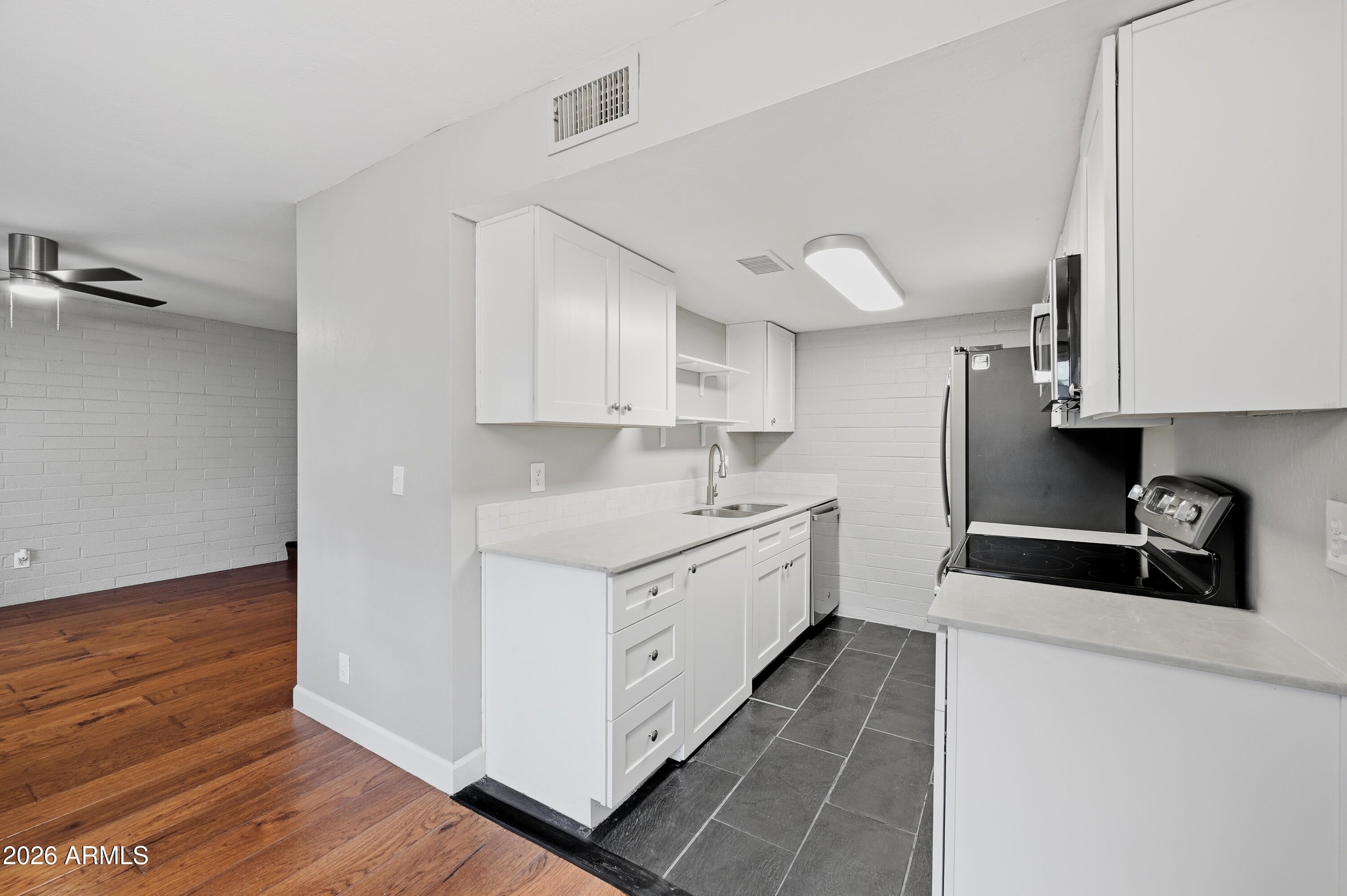 1030 N 85TH Place