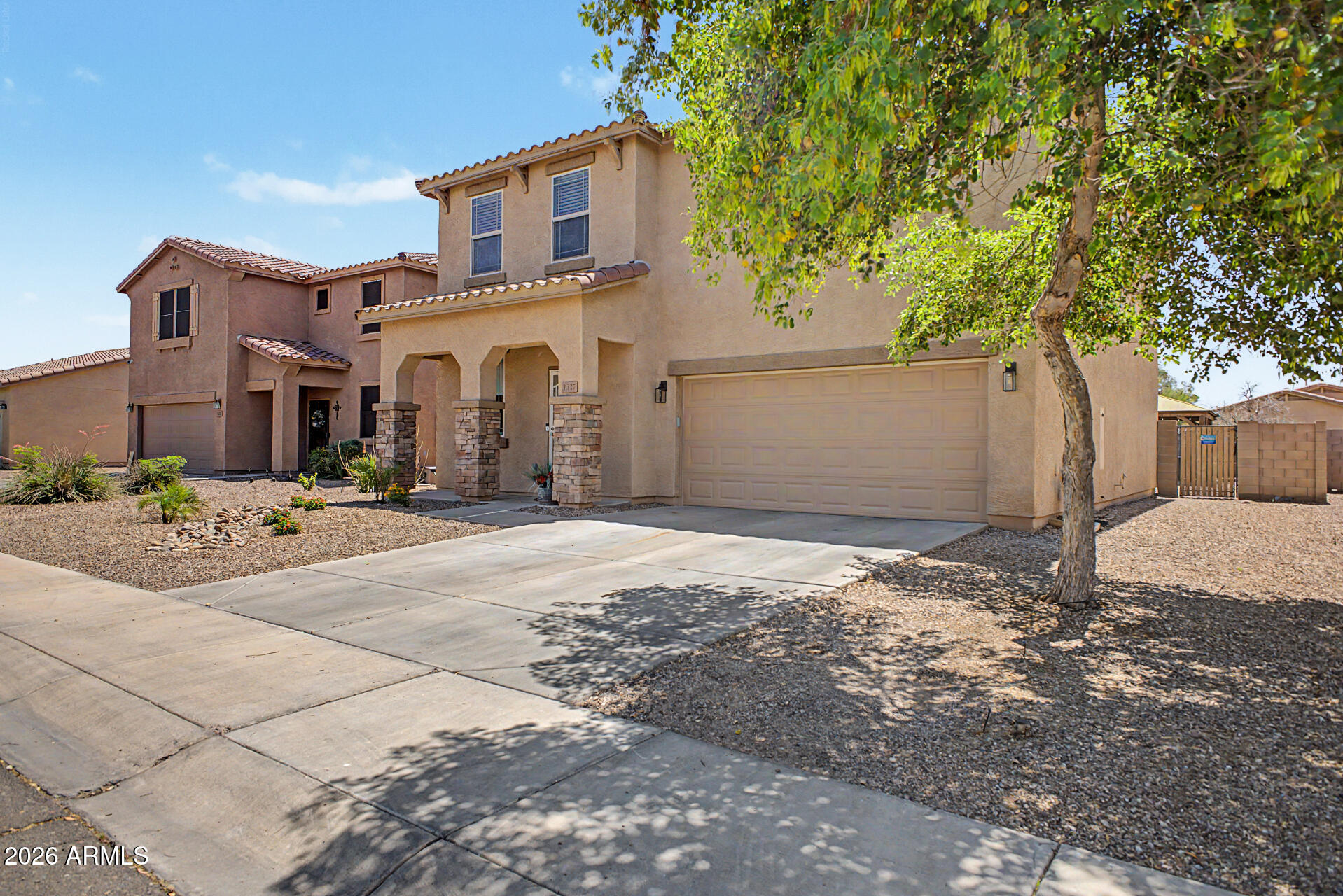 7327 W GLASS Lane