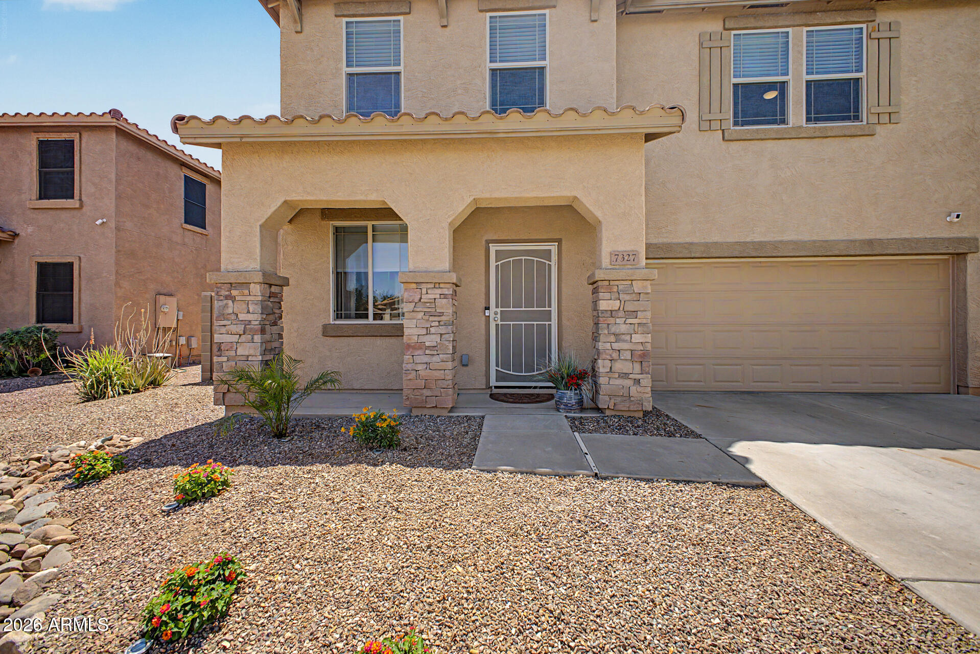 7327 W GLASS Lane