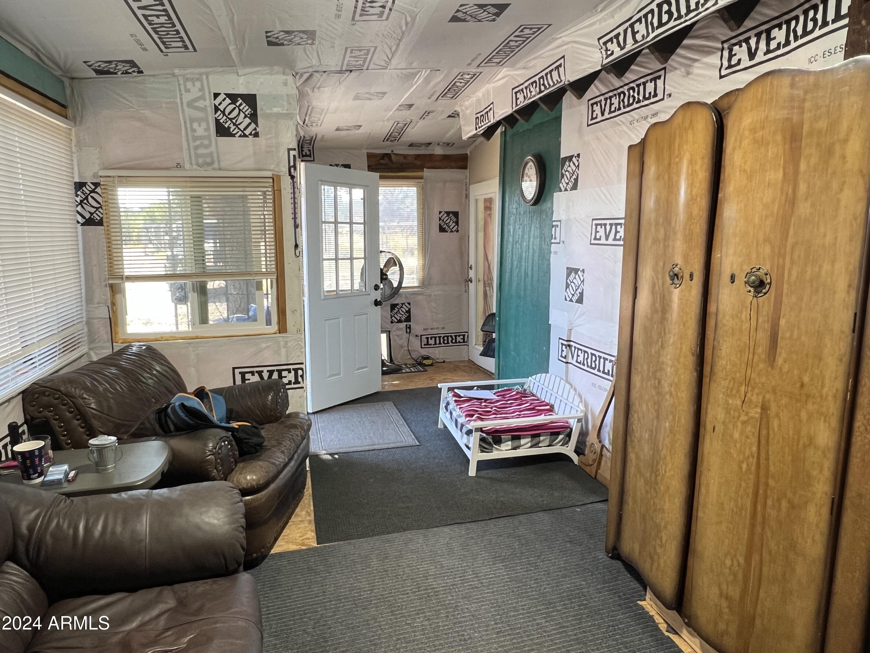 17 County Road 8089 --