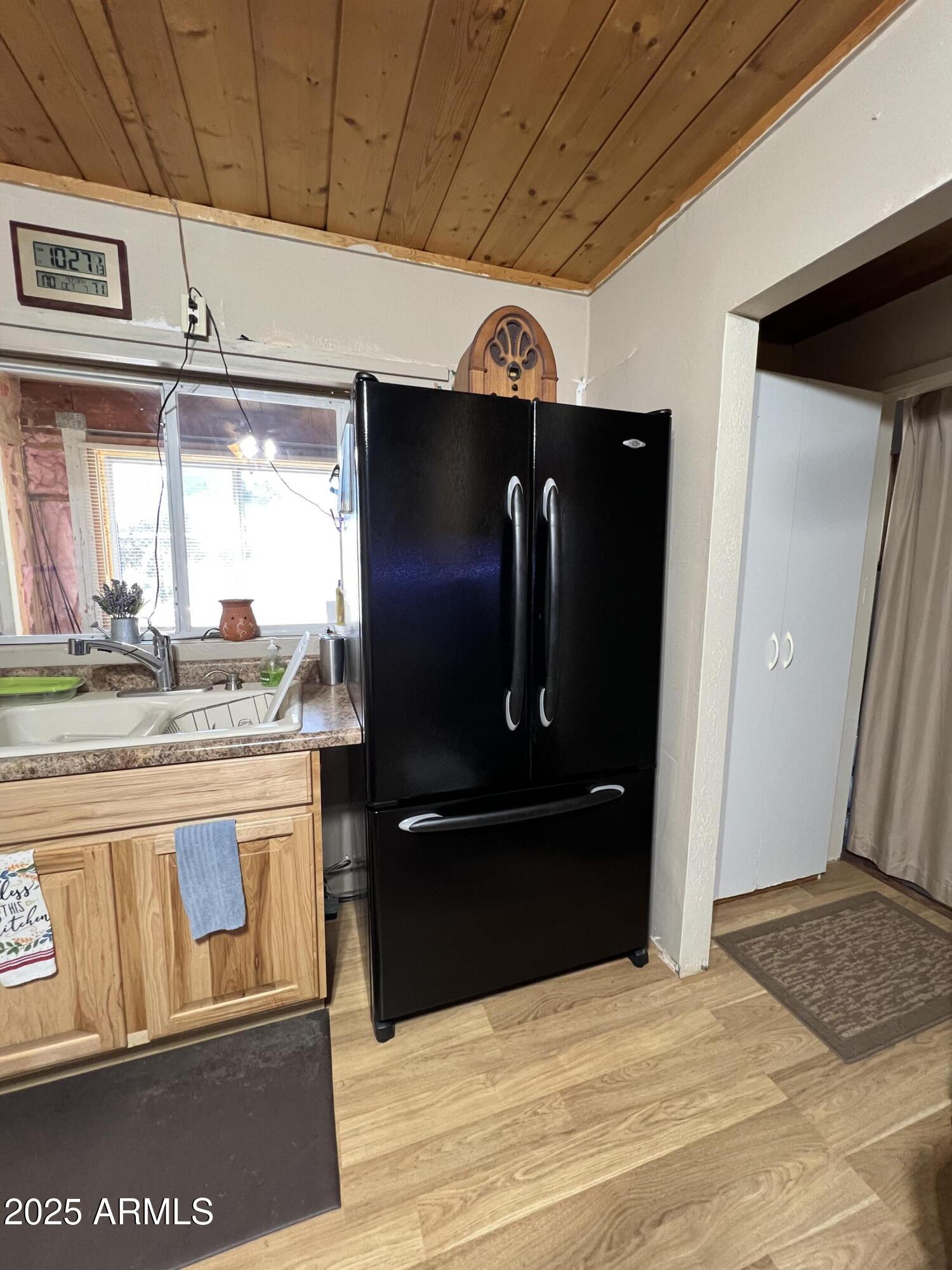 17 County Road 8089 --