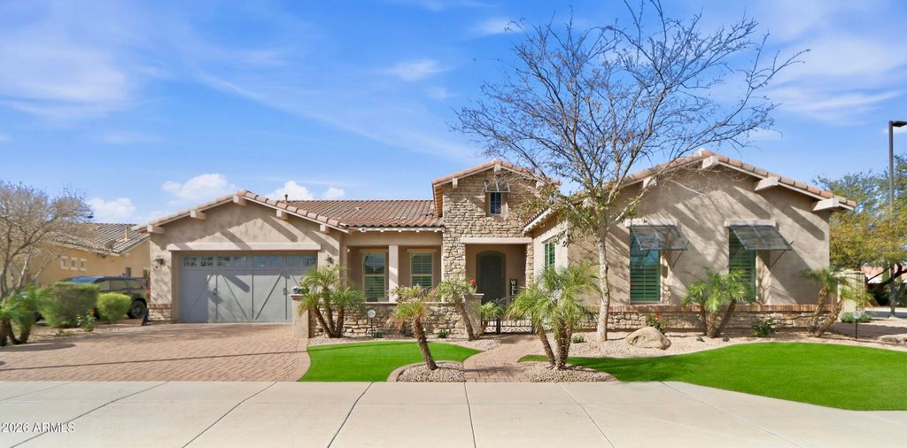 Photo of 3472 S Pinnacle Drive, Chandler, AZ 85286 (MLS # 6973962)