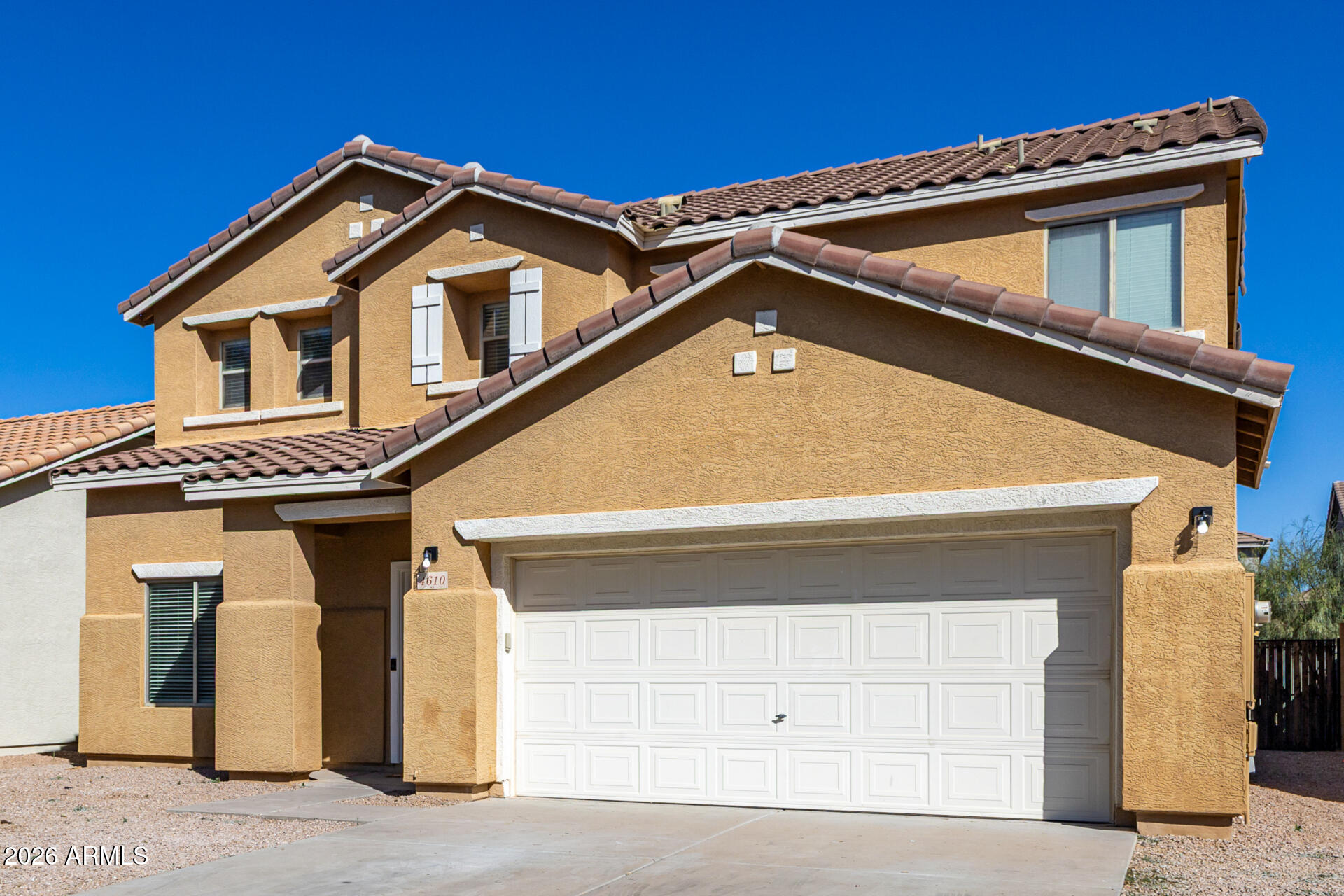 4610 E WHITEHALL Drive