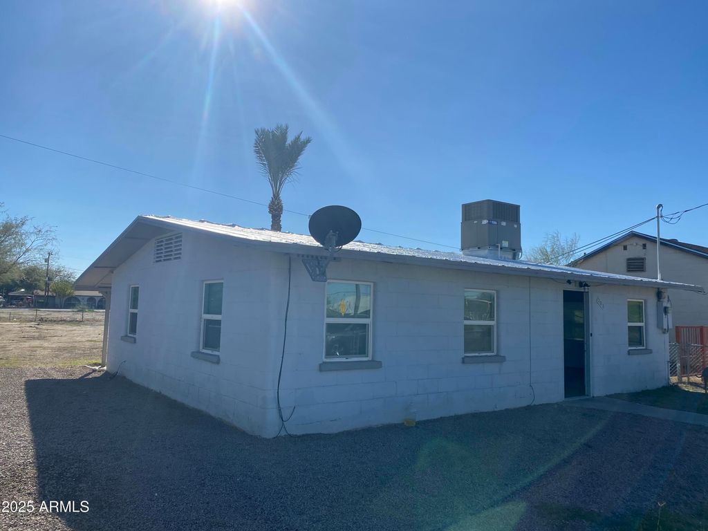 Photo of 203 E 12th Street, Eloy, AZ 85131 (MLS # 6913777)