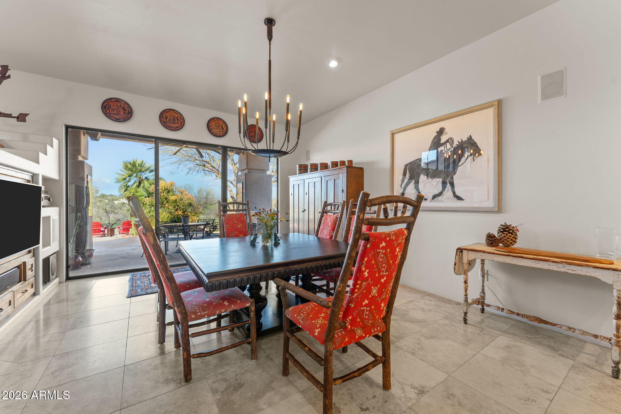 2110 W MIDDLE MESA Road