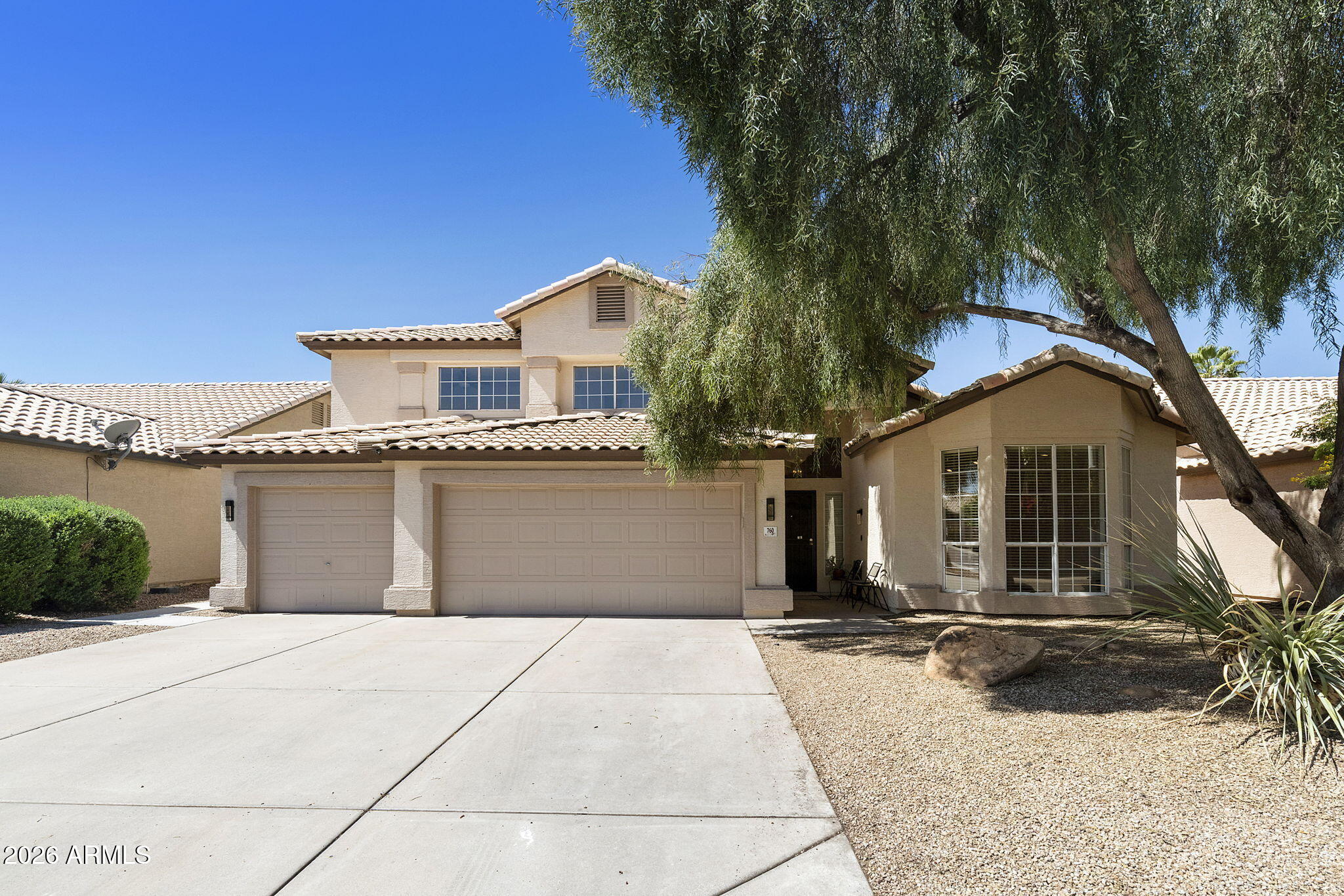 760 N PINEVIEW Drive