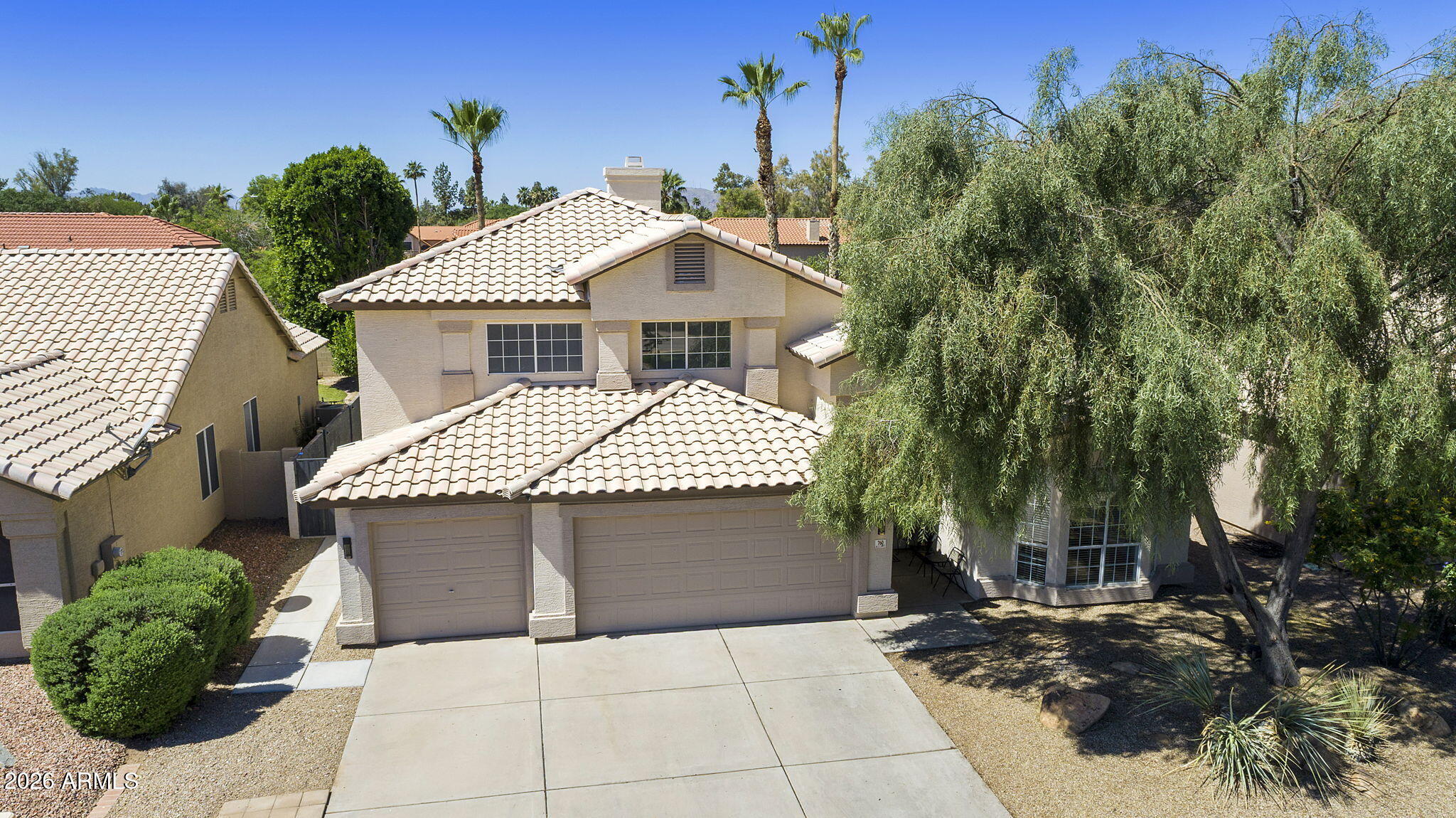 760 N PINEVIEW Drive