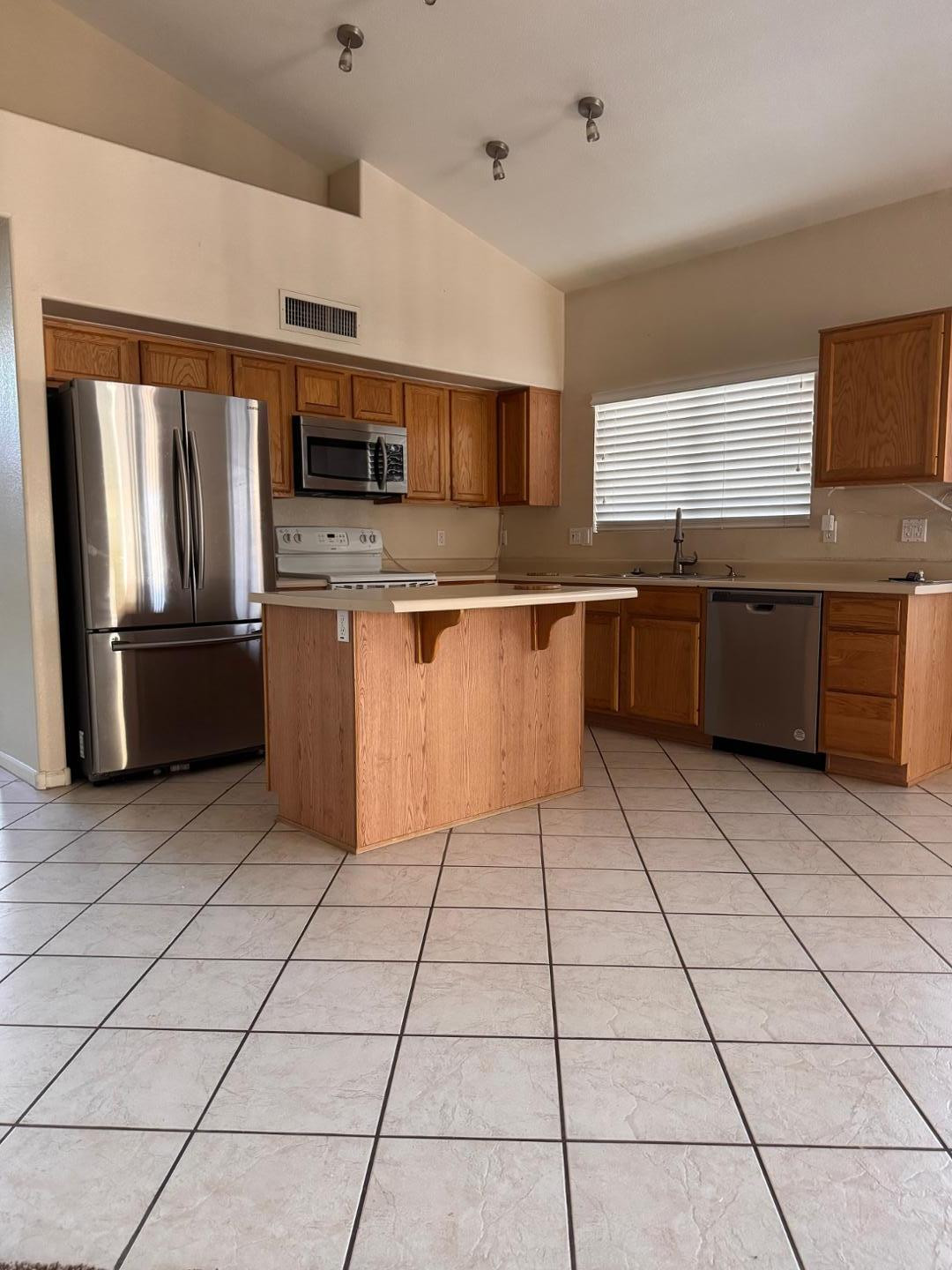 979 E Brentrup Drive