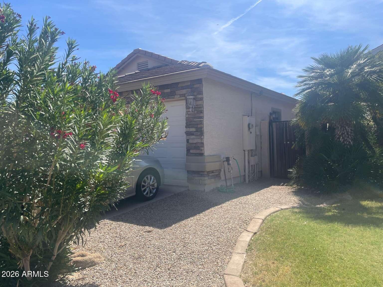 6759 E SUPERSTITION Way