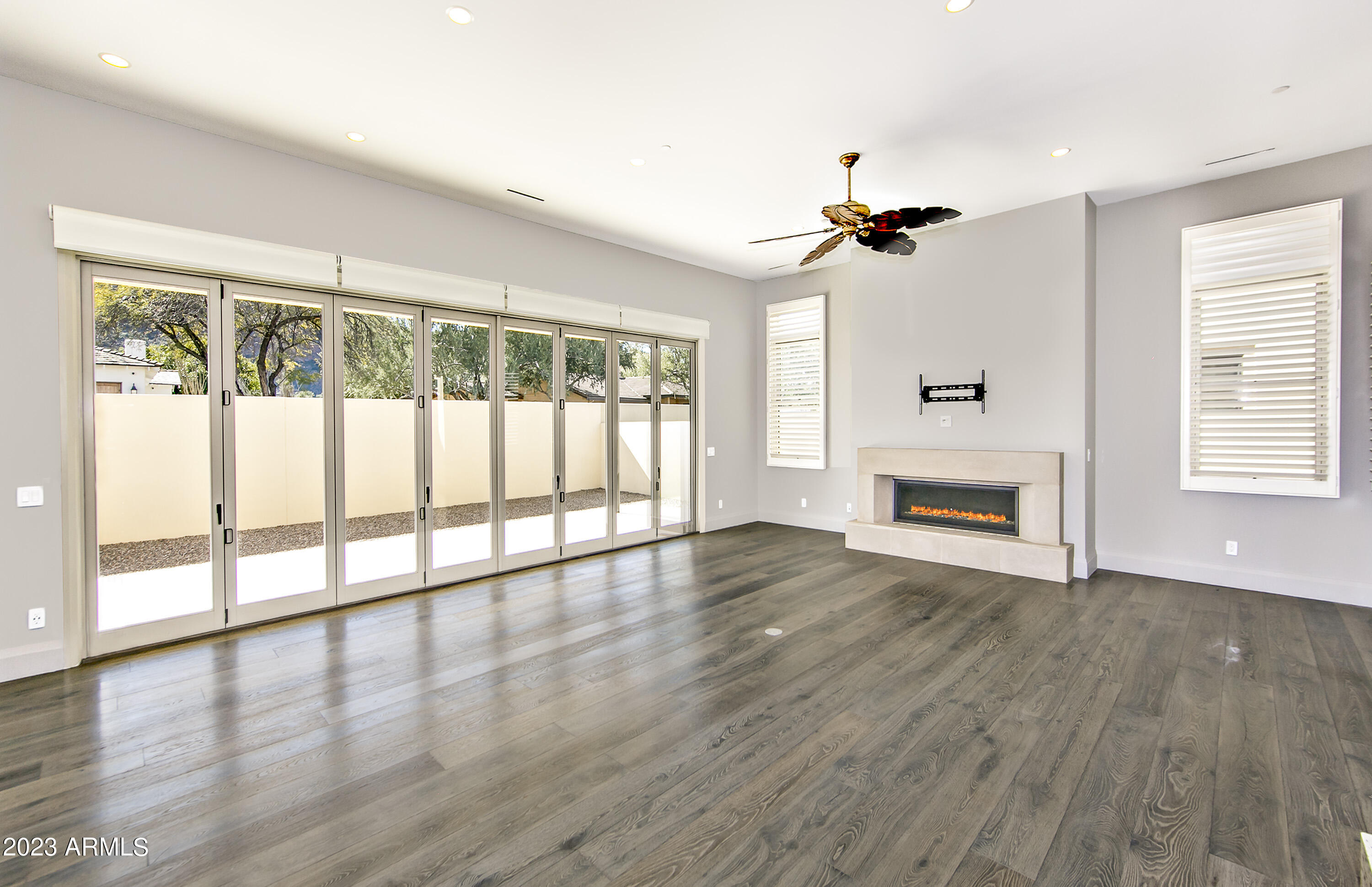 VILLAS AT MOUNTAIN SHADOWS AMD 2 - Residential