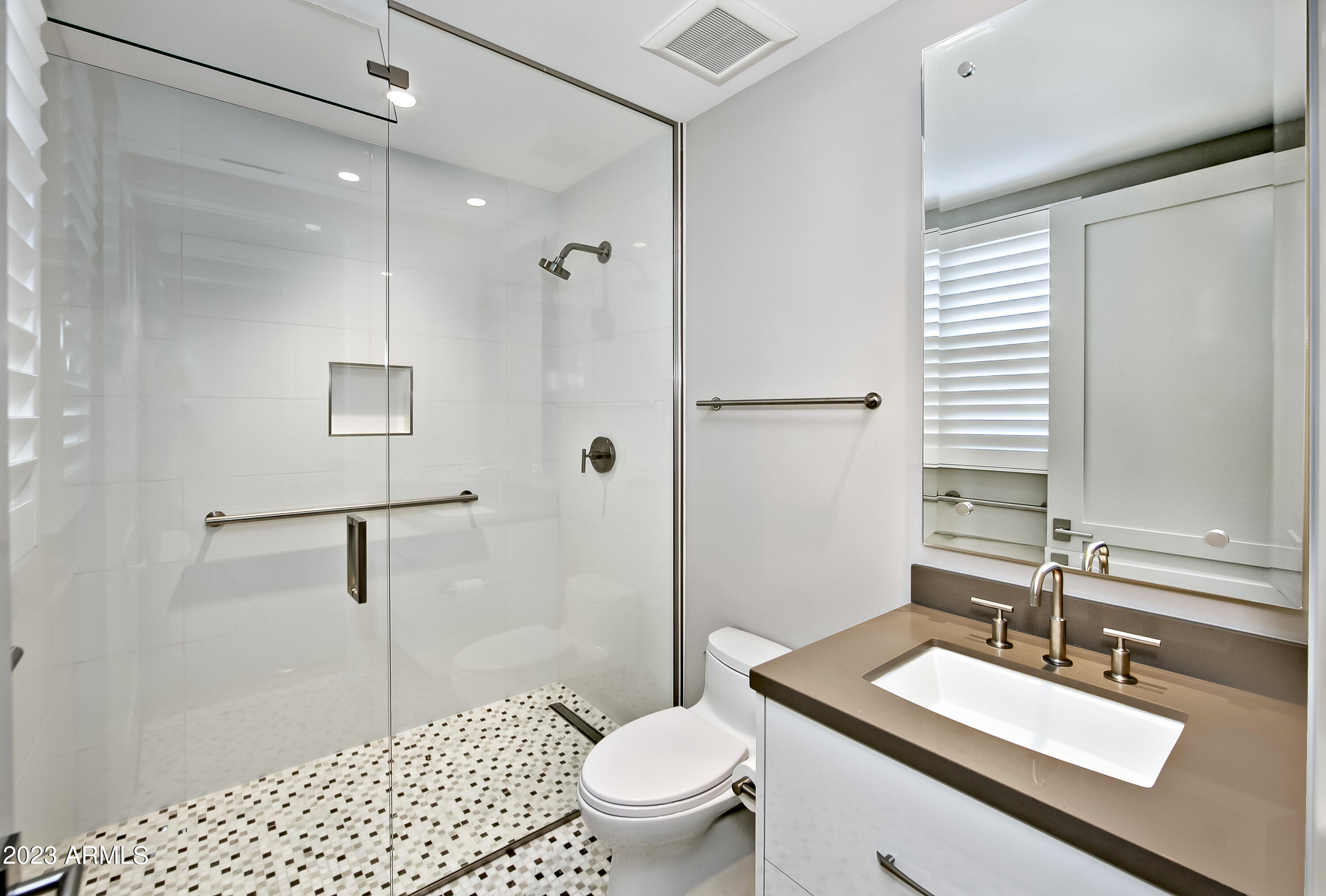 VILLAS AT MOUNTAIN SHADOWS AMD 2 - Residential