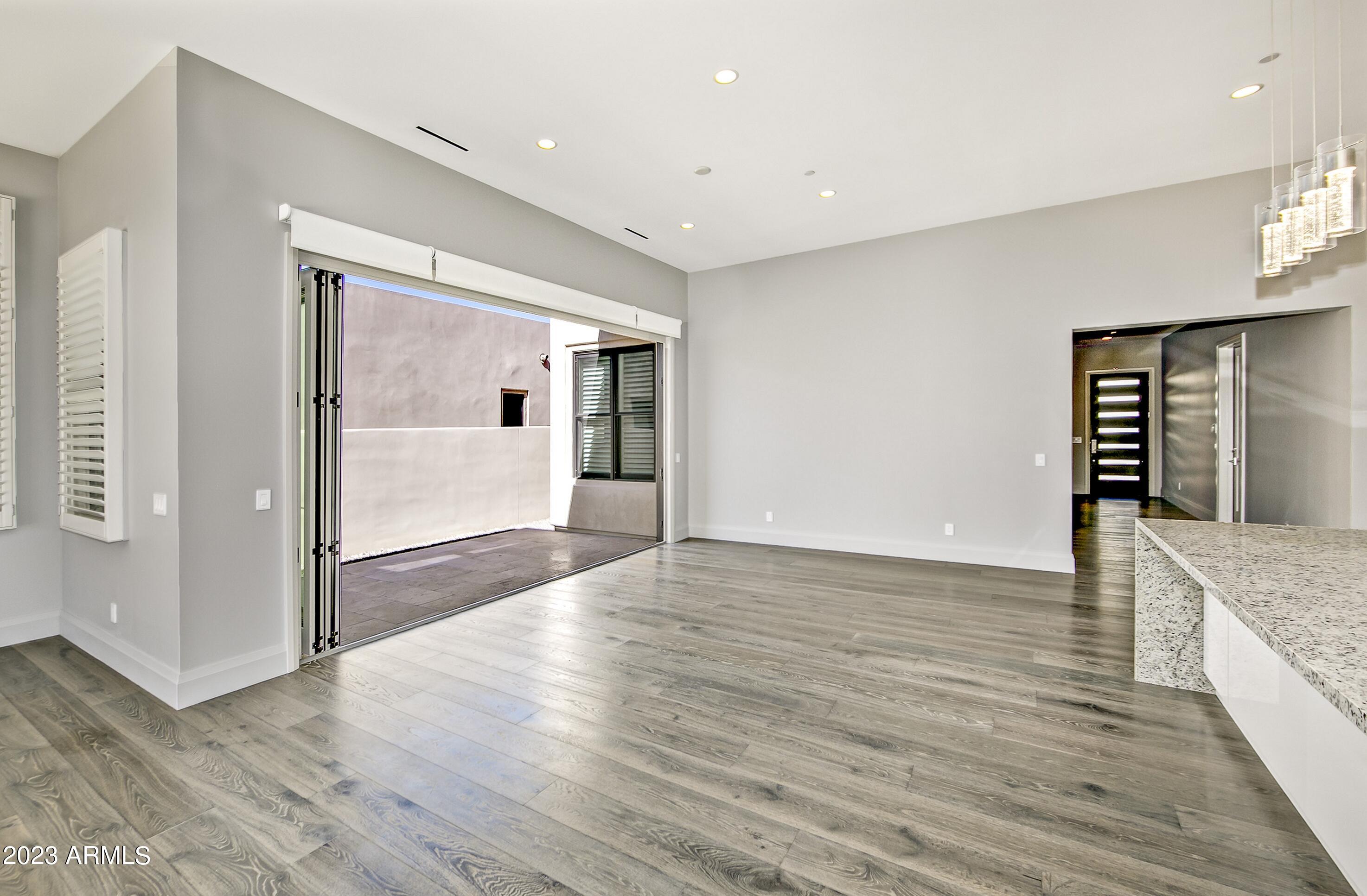 VILLAS AT MOUNTAIN SHADOWS AMD 2 - Residential
