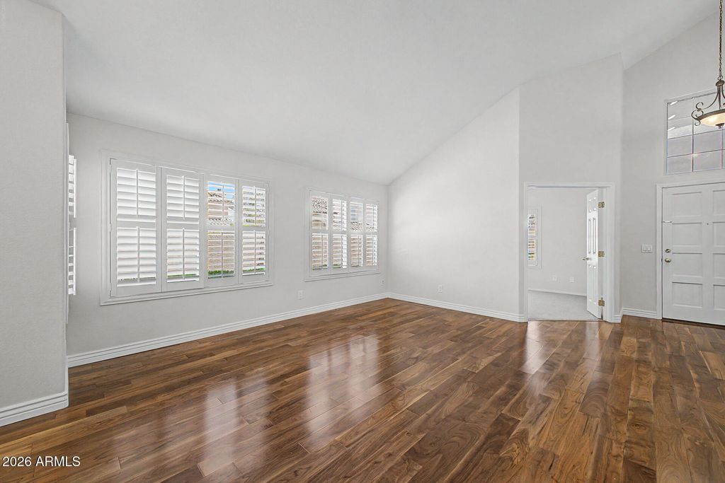 Photo of 1334 N Malibu Lane, Gilbert, AZ 85234 (MLS # 7016355)