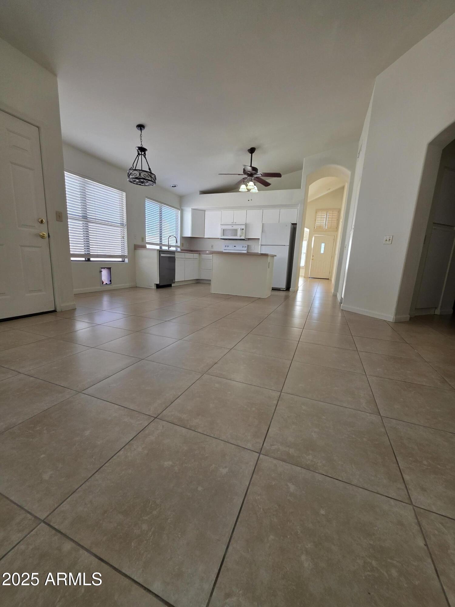 5946 E AIRE LIBRE Lane