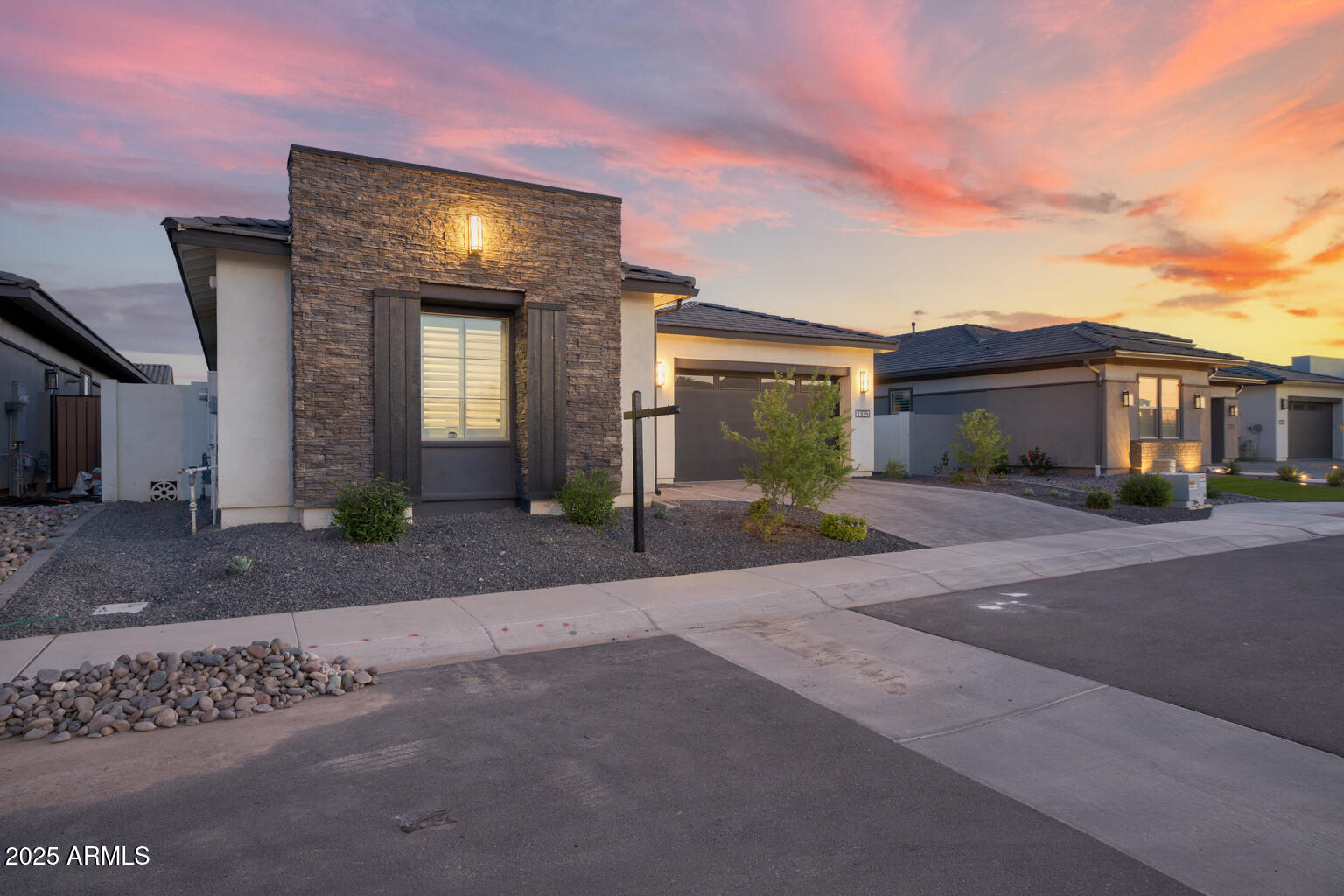 1335 E NOLAN Place