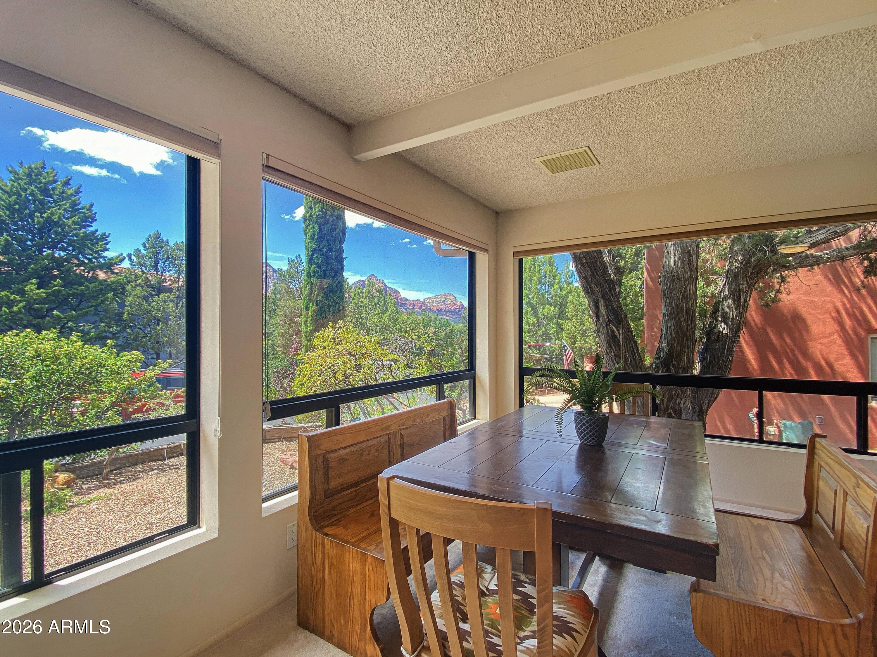 ROLLING HILLS ESTATES 3 - Residential