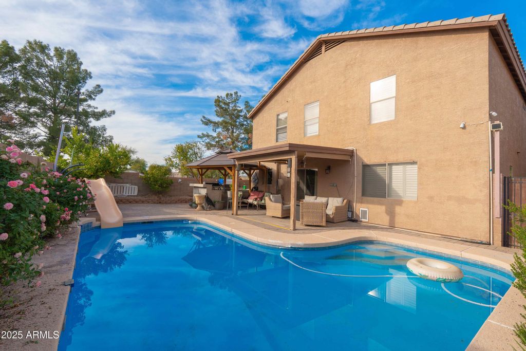 Photo of 1759 E Oakland Street, Gilbert, AZ 85295 (MLS # 6956969)