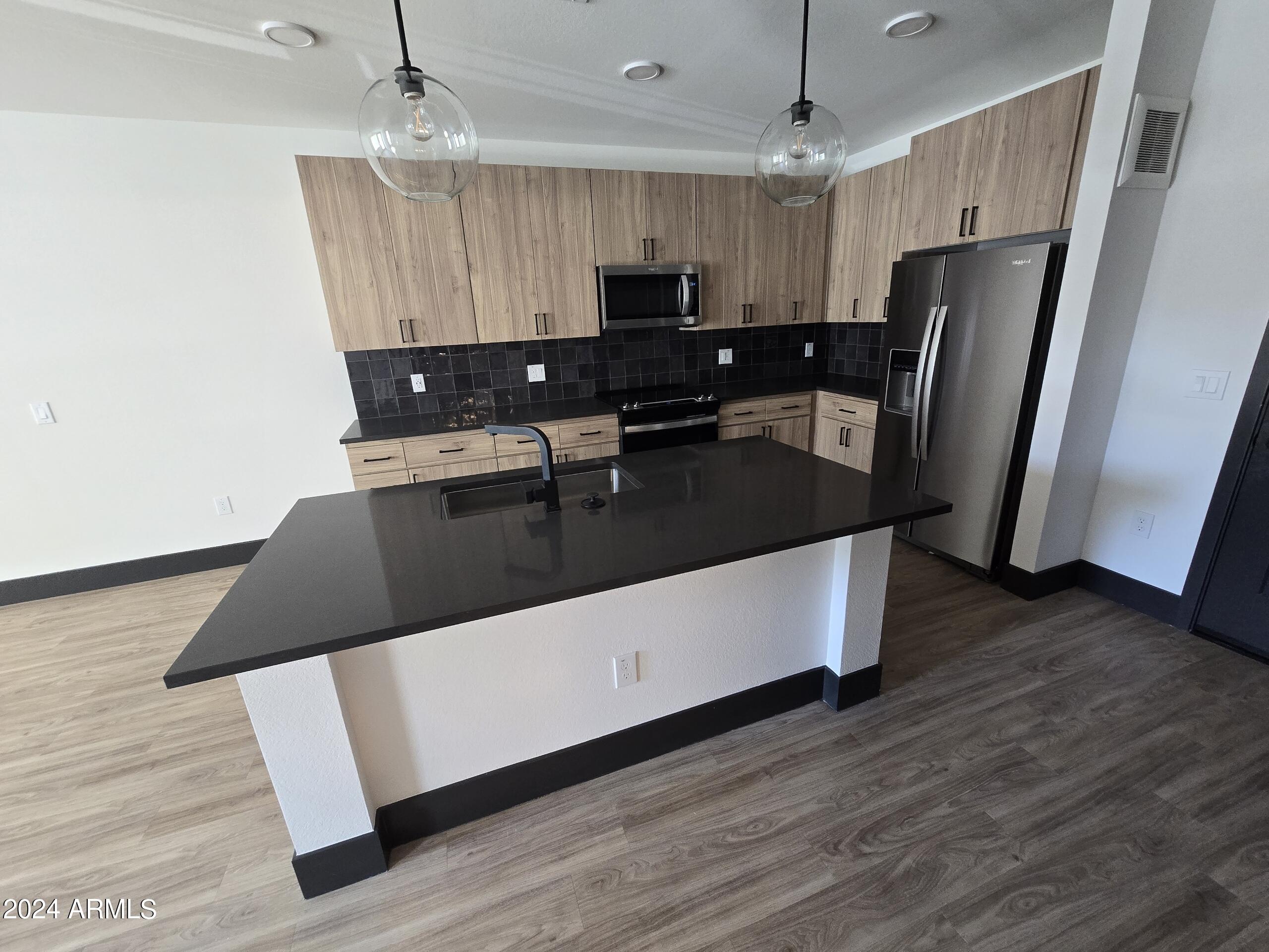 2500 E MARCO POLO Road A2