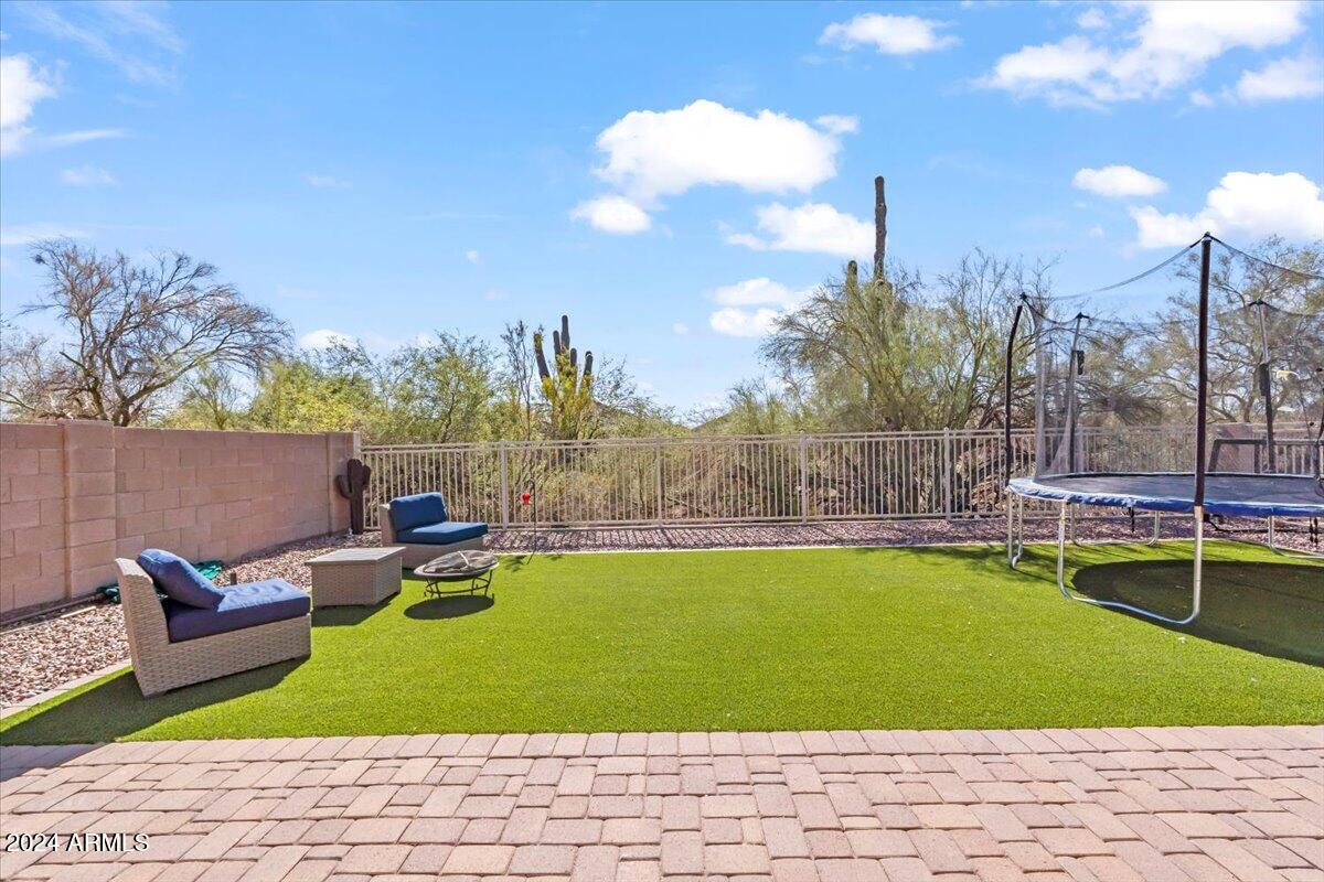 4657 E MATT DILLON Trail