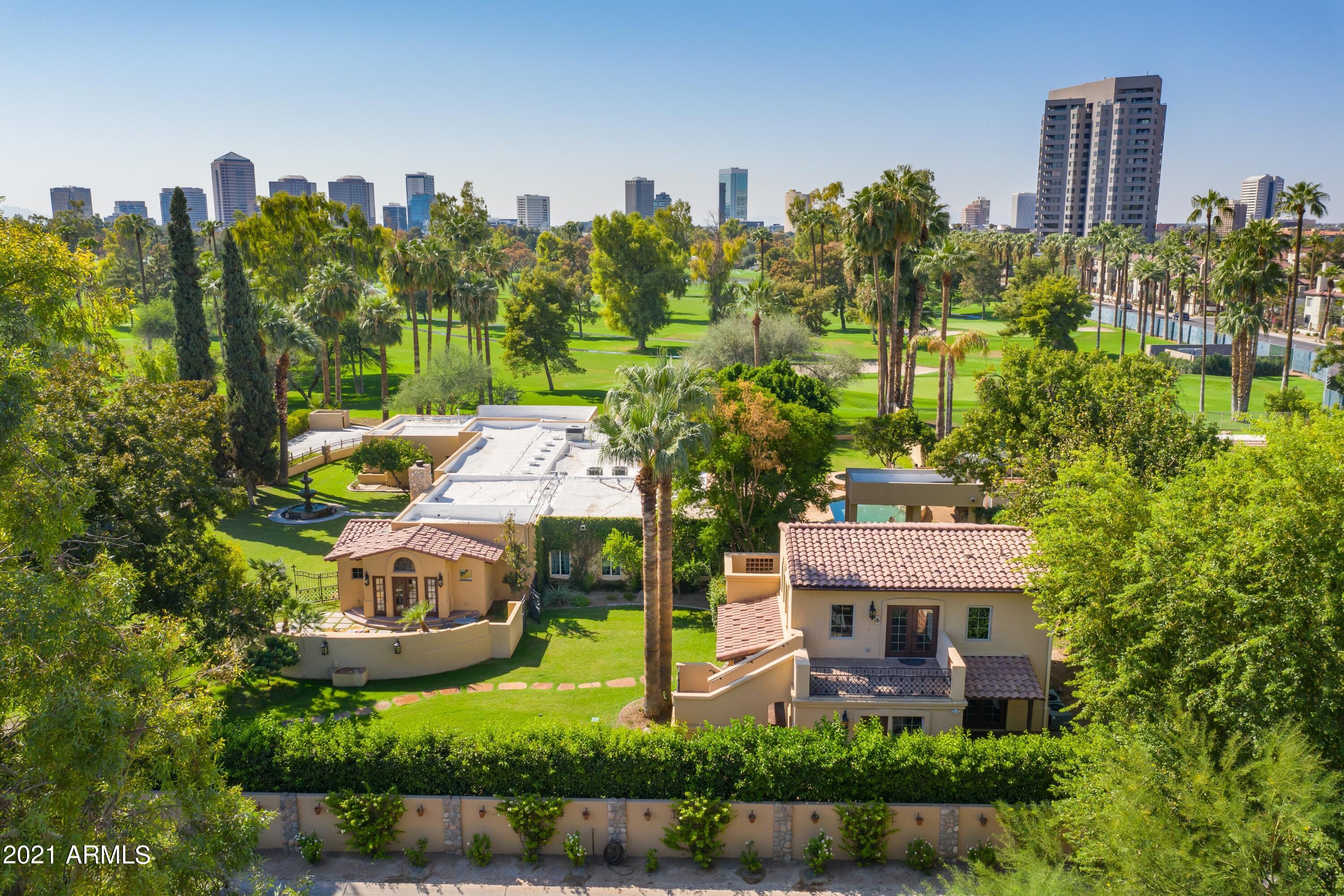 Country Club Manor - Residential