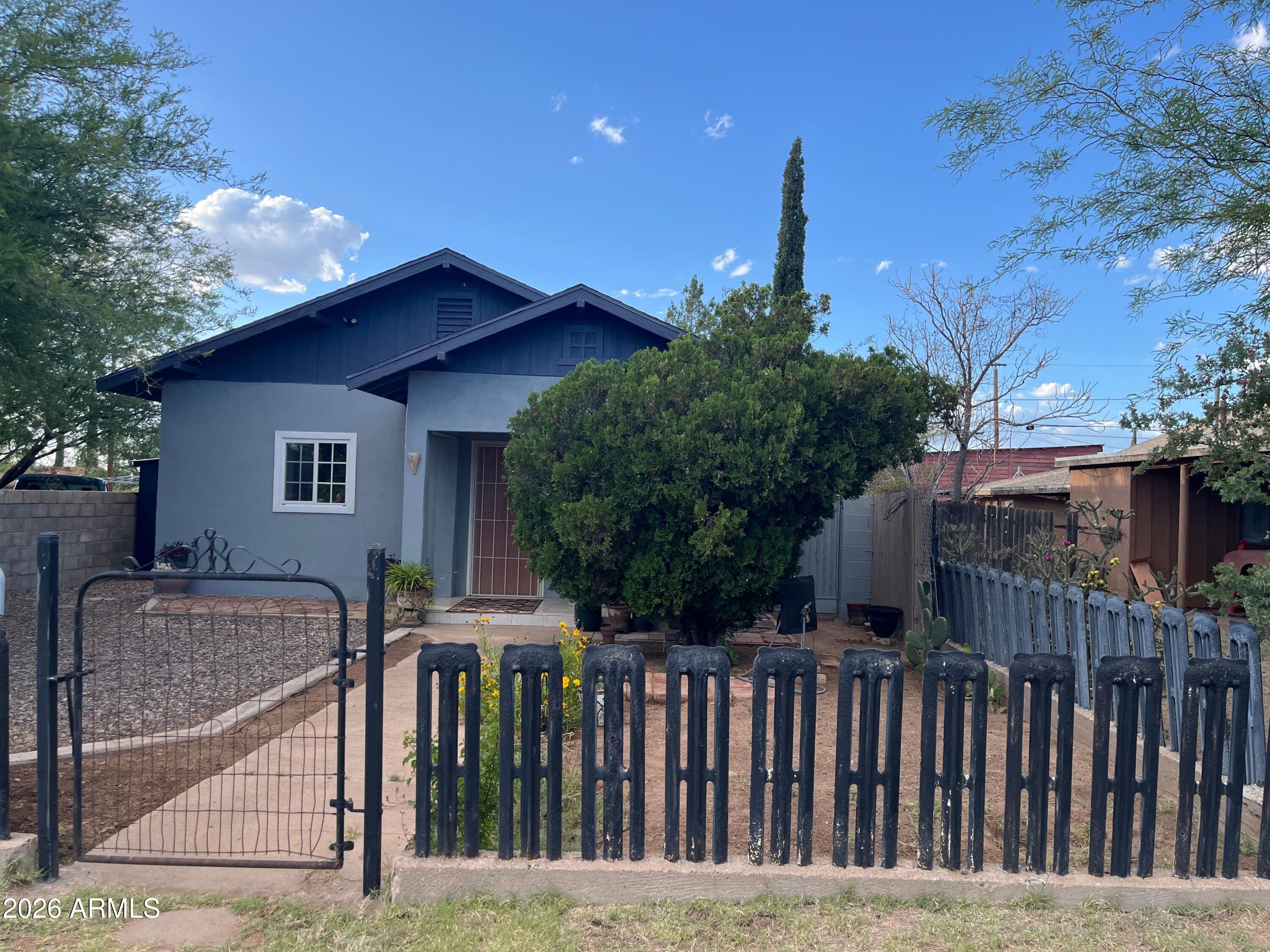 NORTH DOUGLAS - Residential