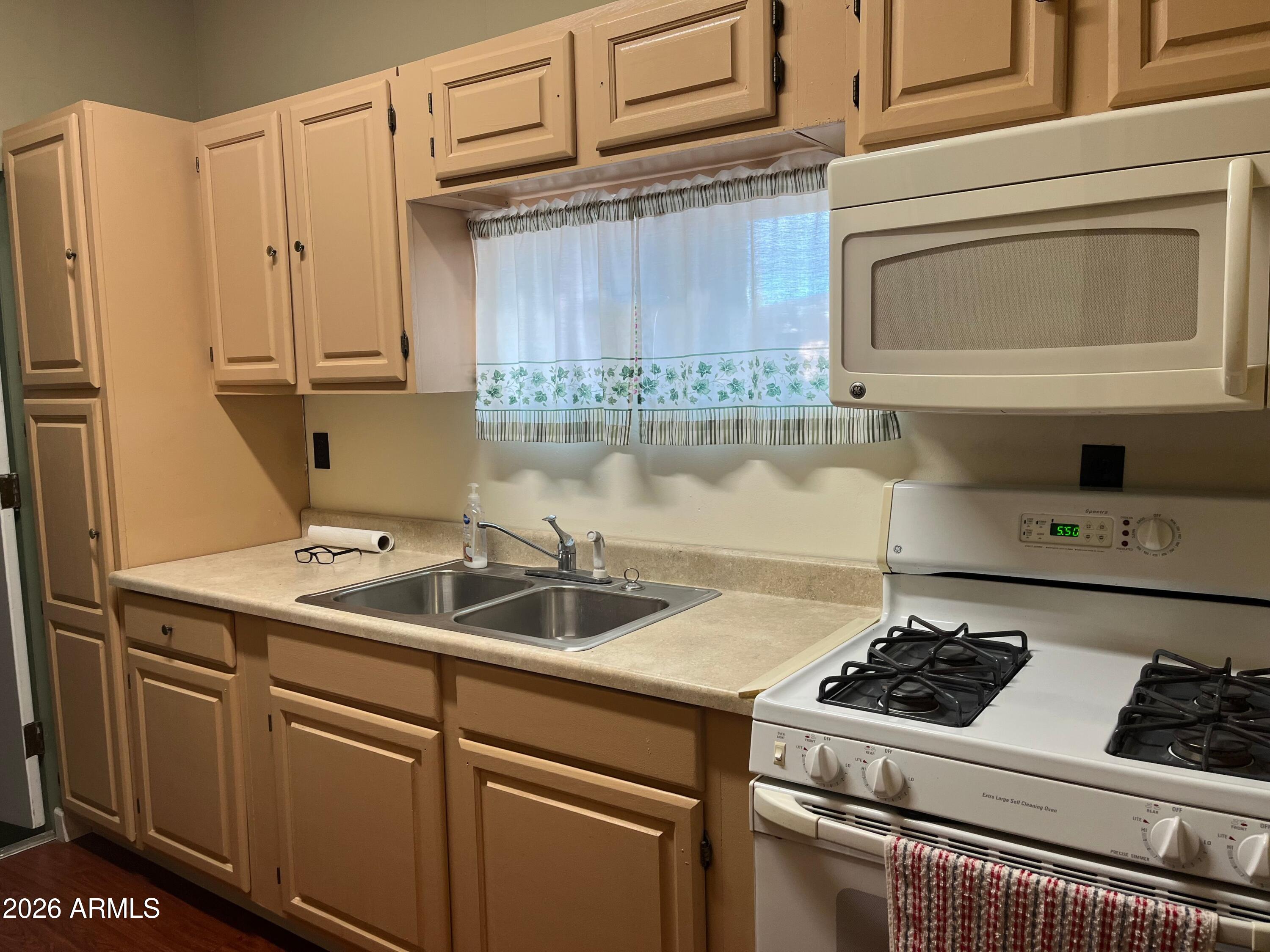 NORTH DOUGLAS - Residential