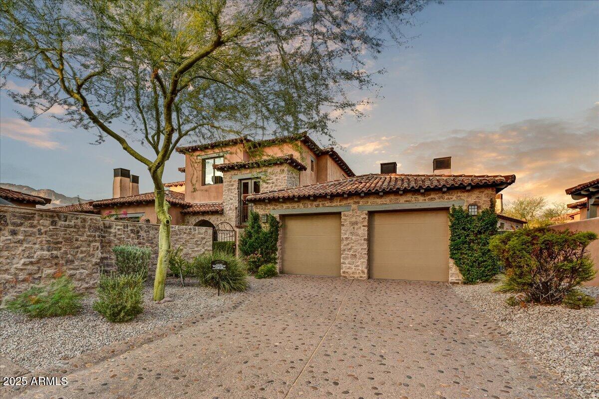 7435 E GOLDEN EAGLE Circle