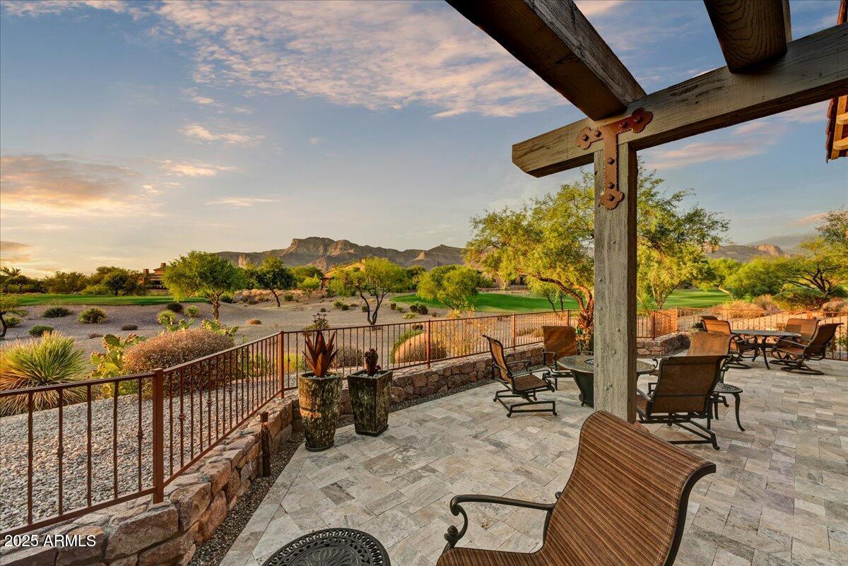 7435 E GOLDEN EAGLE Circle