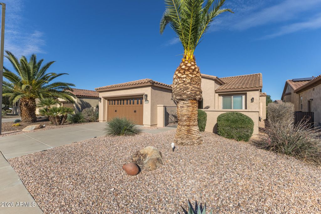 Photo of 12642 W Pinnacle Vista Drive, Peoria, AZ 85383 (MLS # 6971885)