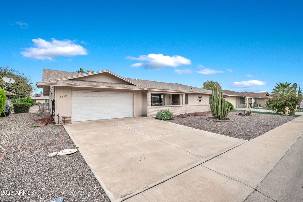 Photo of 9718 W Terrace Lane, Sun City, AZ 85373 (MLS # 6952108)