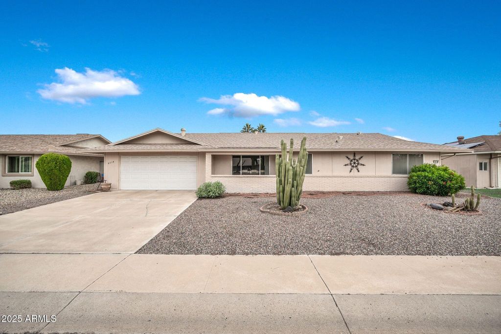 Photo of 9718 W Terrace Lane, Sun City, AZ 85373 (MLS # 6952108)
