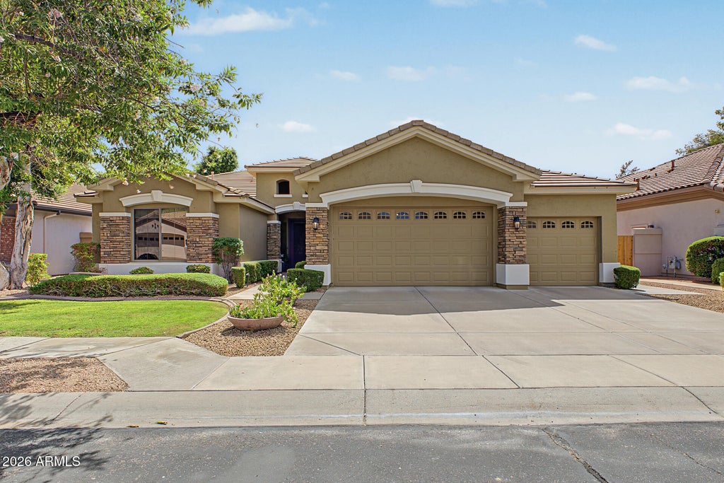 Photo of 439 W Knight Lane, Tempe, AZ 85284 (MLS # 7084149)