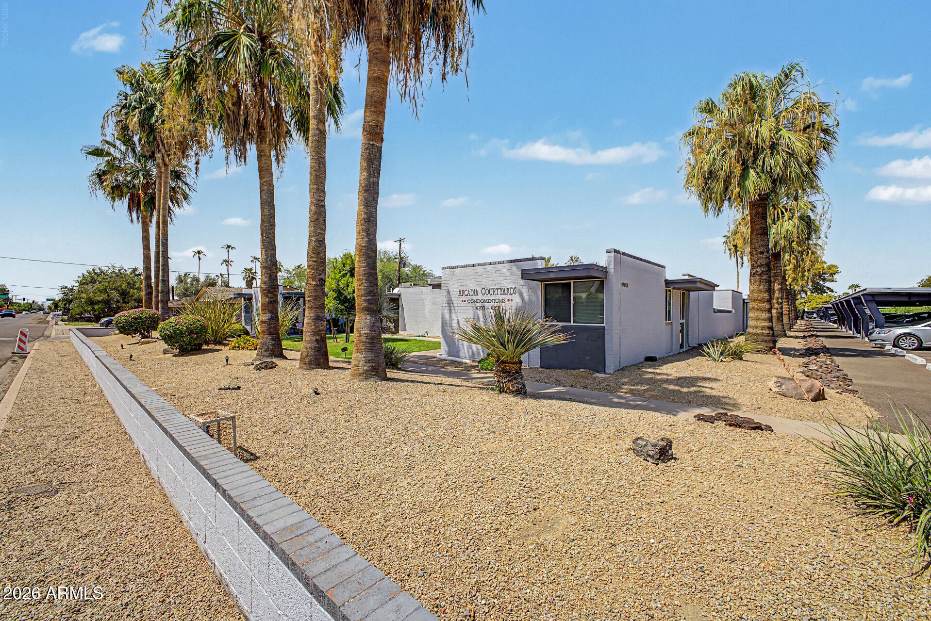 4200 N 38TH Street 1