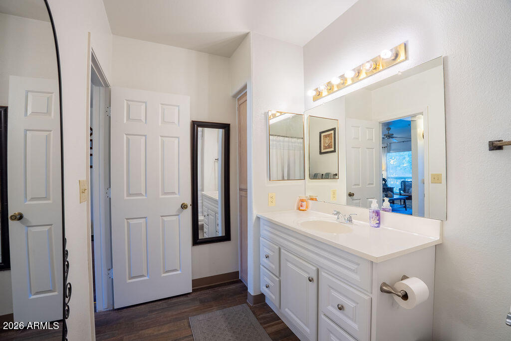 LAKESHORE AT ANDERSEN SPRINGS CONDOMINIUM - Residential