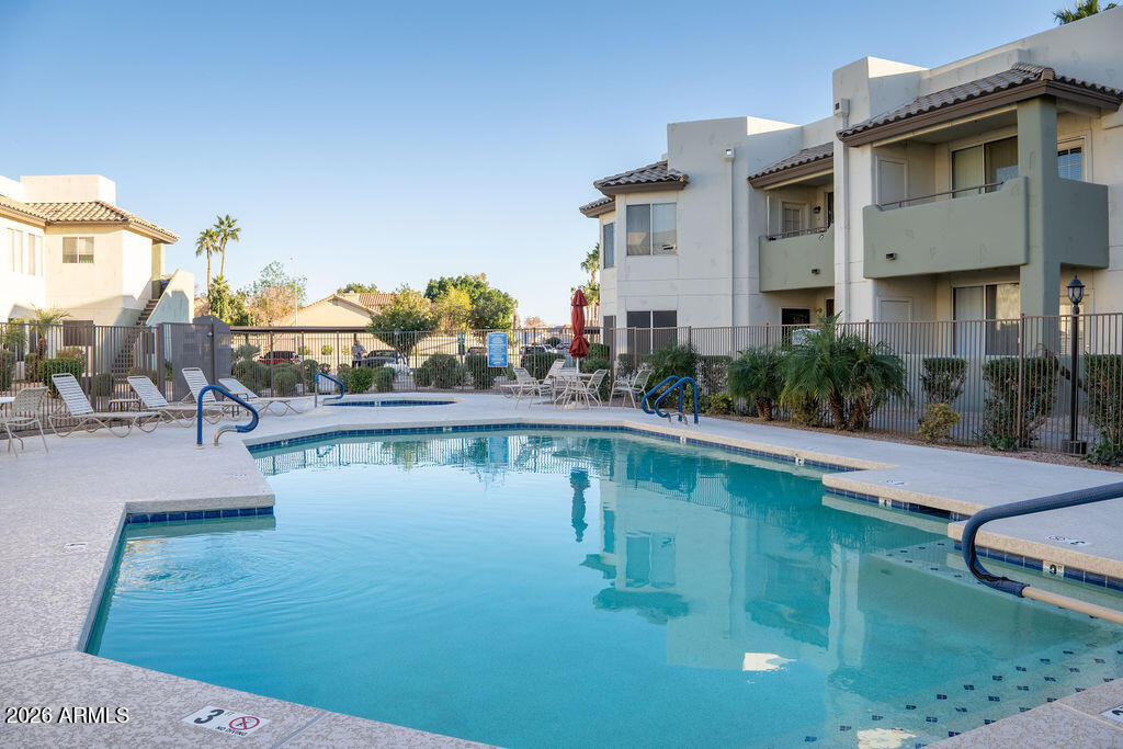 LAKESHORE AT ANDERSEN SPRINGS CONDOMINIUM - Residential