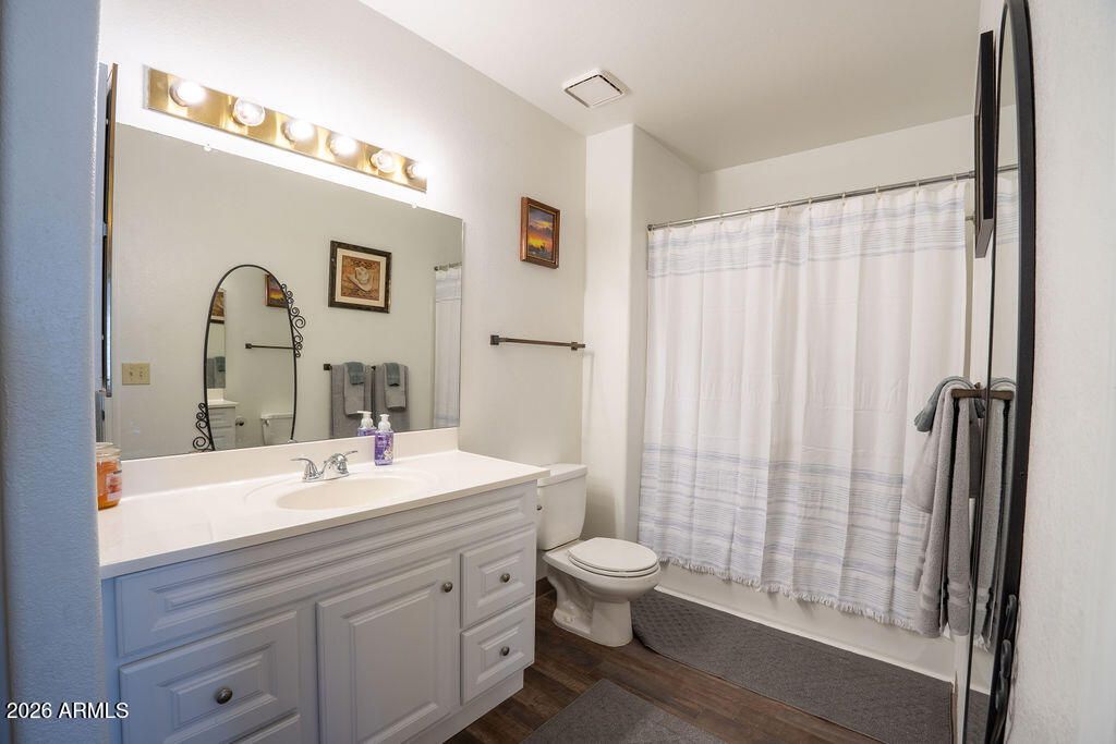 LAKESHORE AT ANDERSEN SPRINGS CONDOMINIUM - Residential