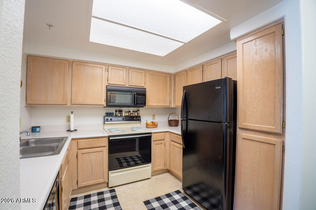 LAKESHORE AT ANDERSEN SPRINGS CONDOMINIUM - Residential