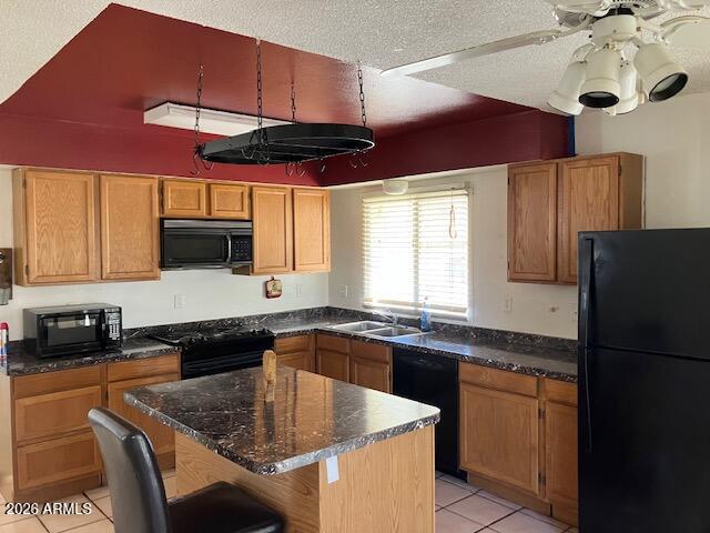 2512 E Larkspur Drive