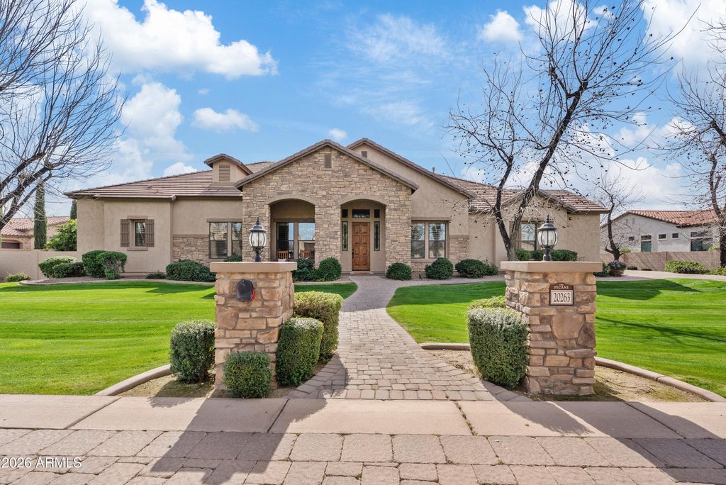 Photo of 20263 E Sunset Court, Queen Creek, AZ 85142 (MLS # 6984546)