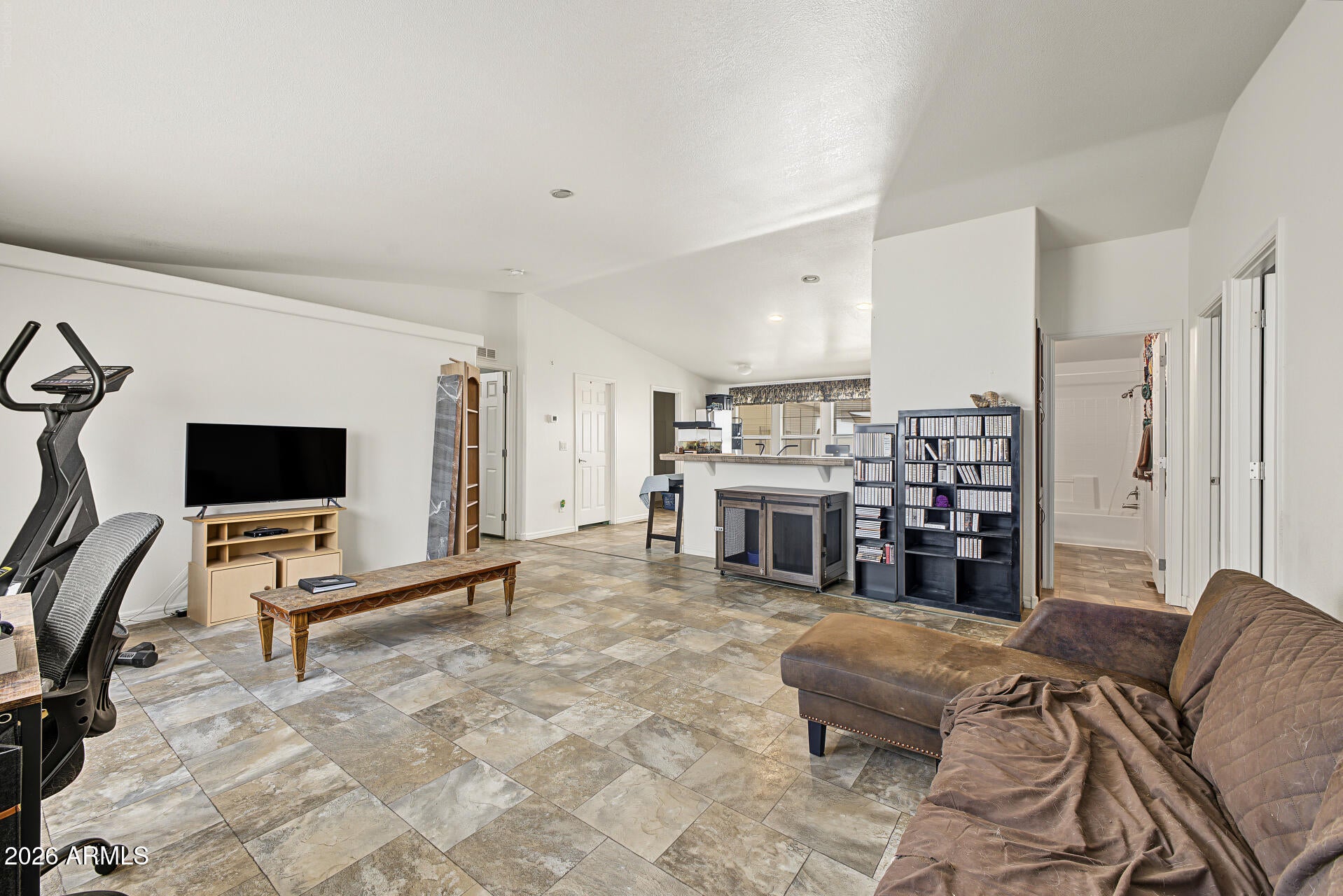 1307 E GAFFNEY Road