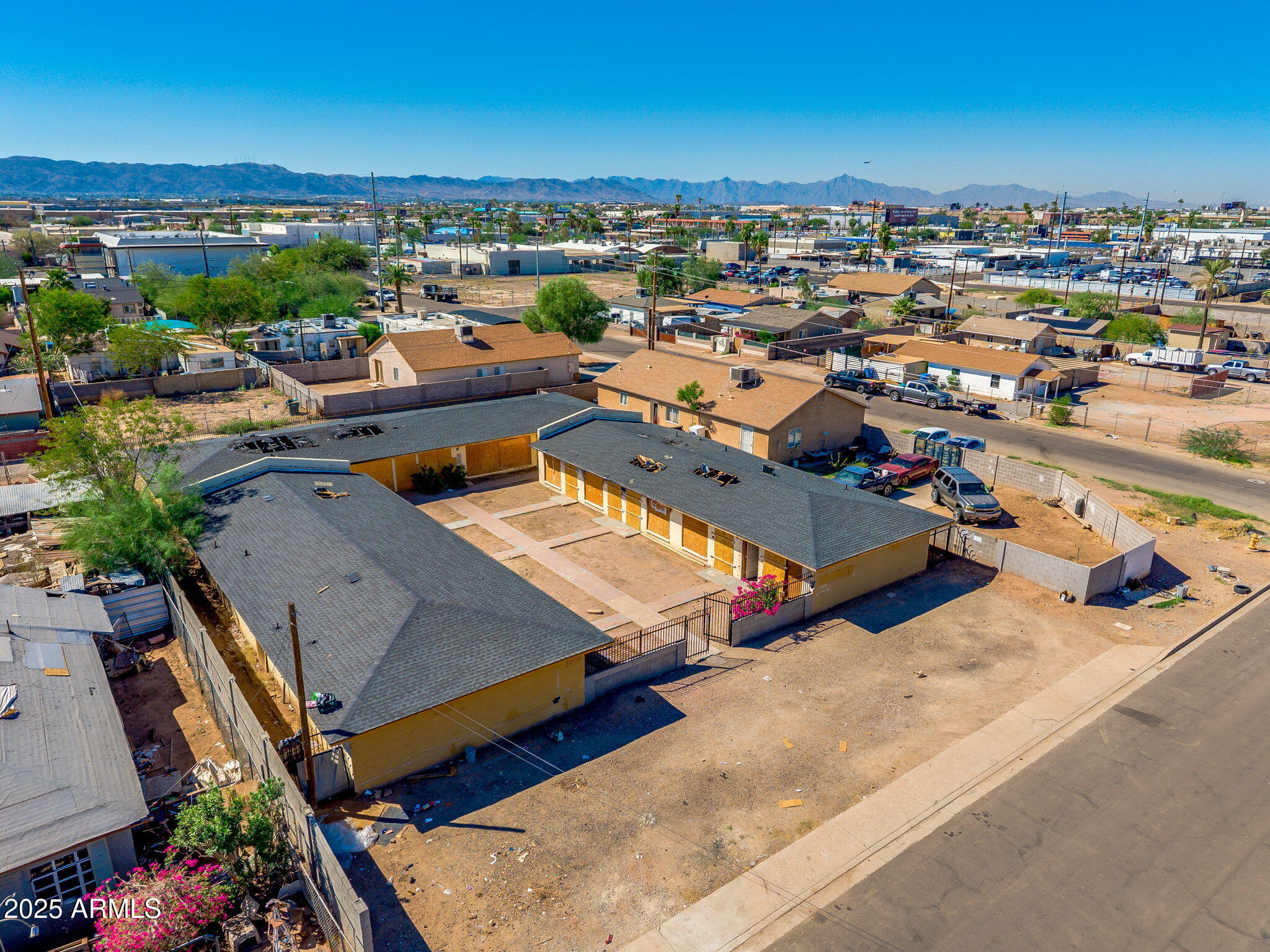 2505 E Monroe Street