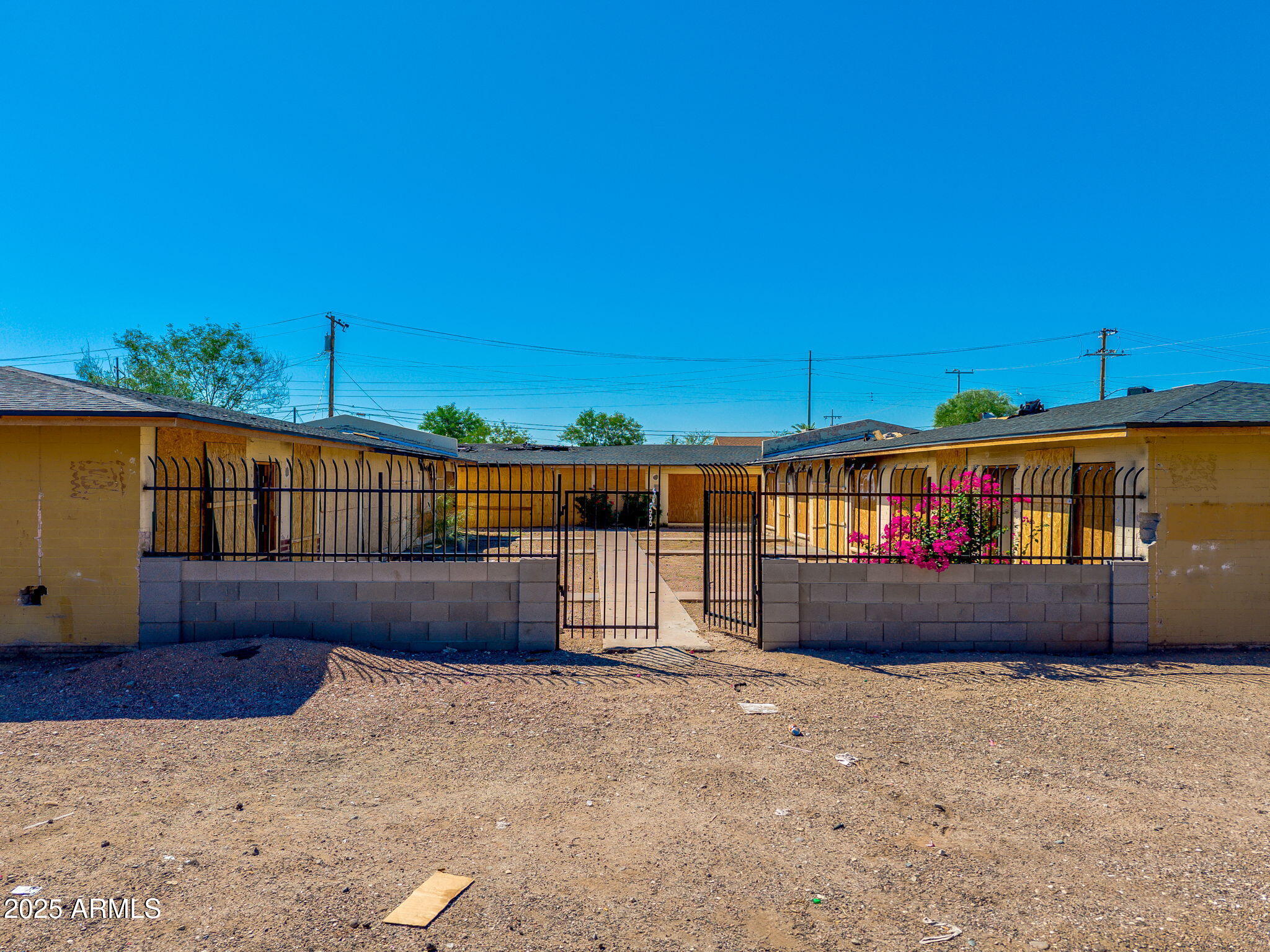 2505 E Monroe Street