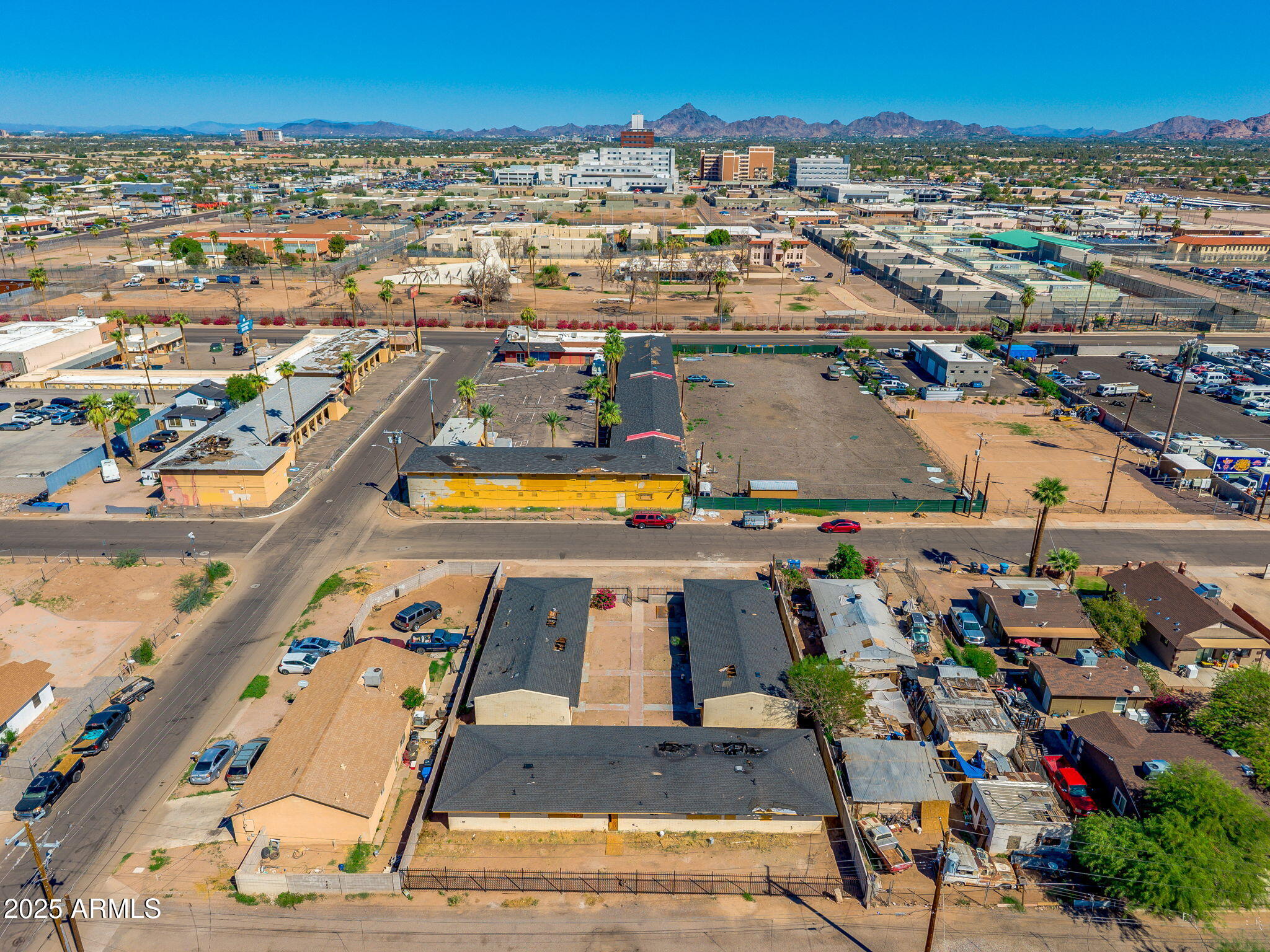 2505 E Monroe Street