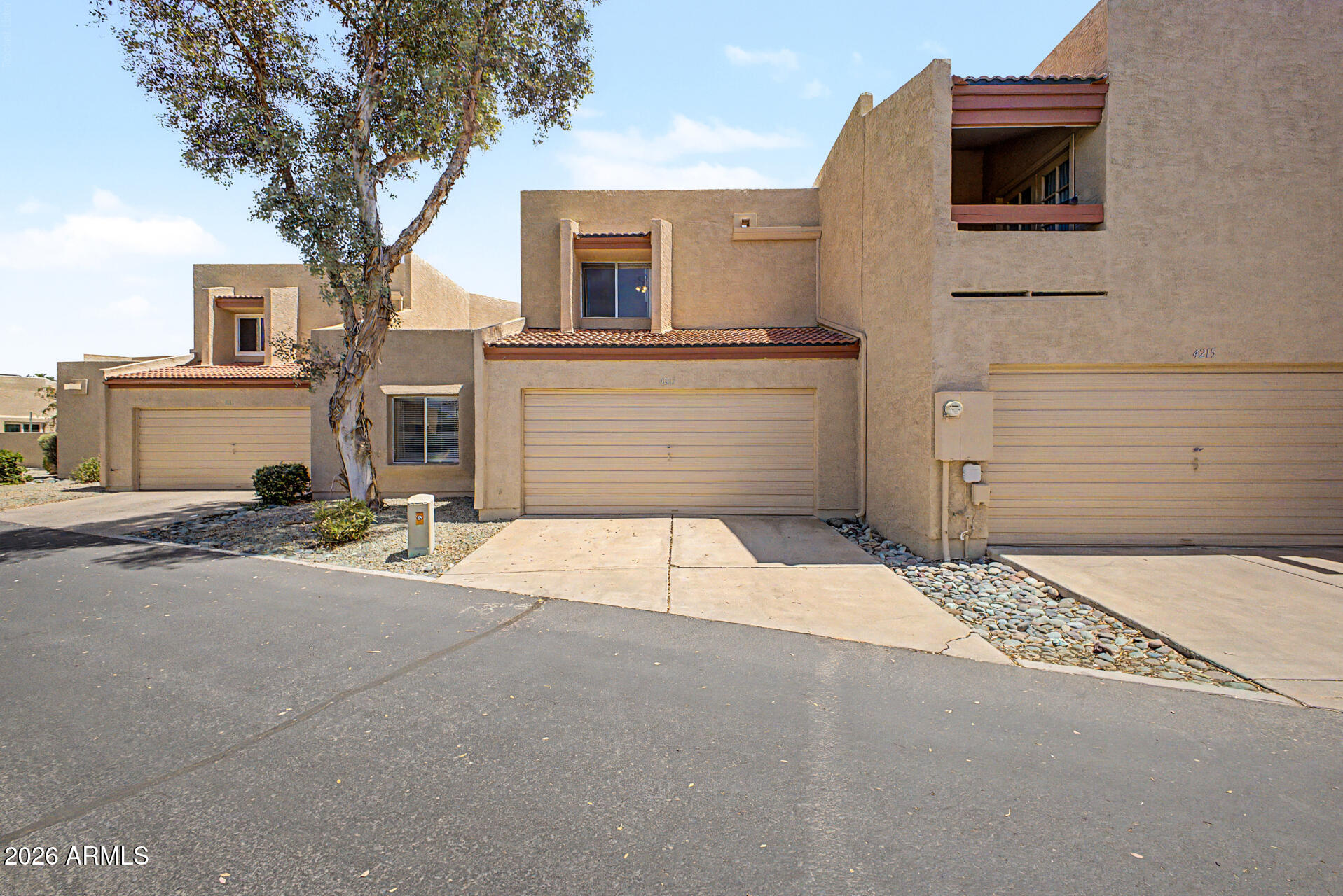 4213 W CALAVAR Road
