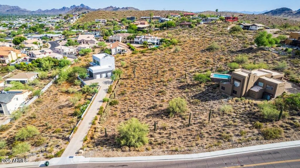 Photo of 1711 E Sharon Drive E #&#39;&#39;&#39;&#39;&#39;&#39;, Phoenix, AZ 85022 (MLS # 6923562)