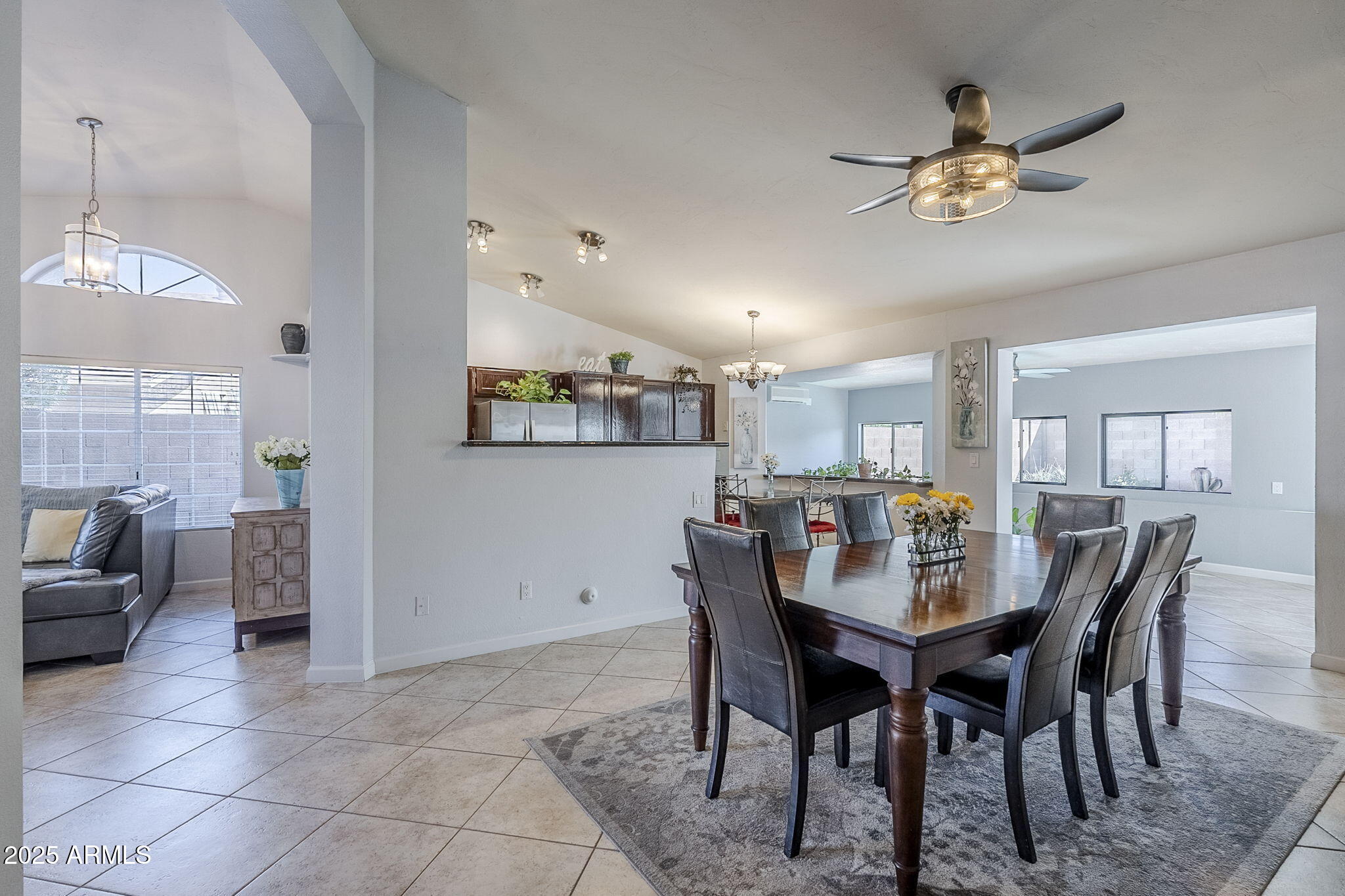 4407 W Avenida Del Sol --