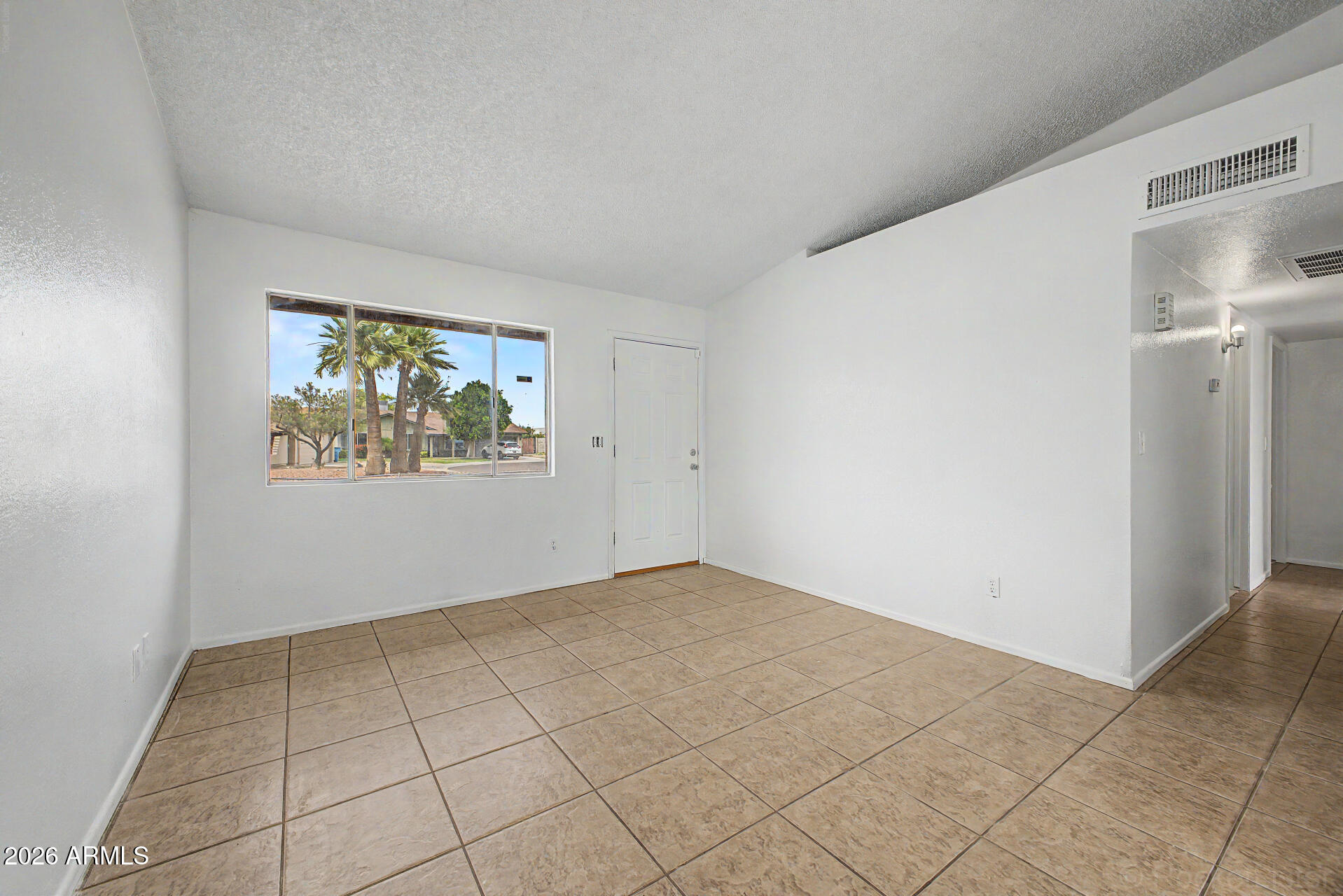 10811 W TURNEY Avenue